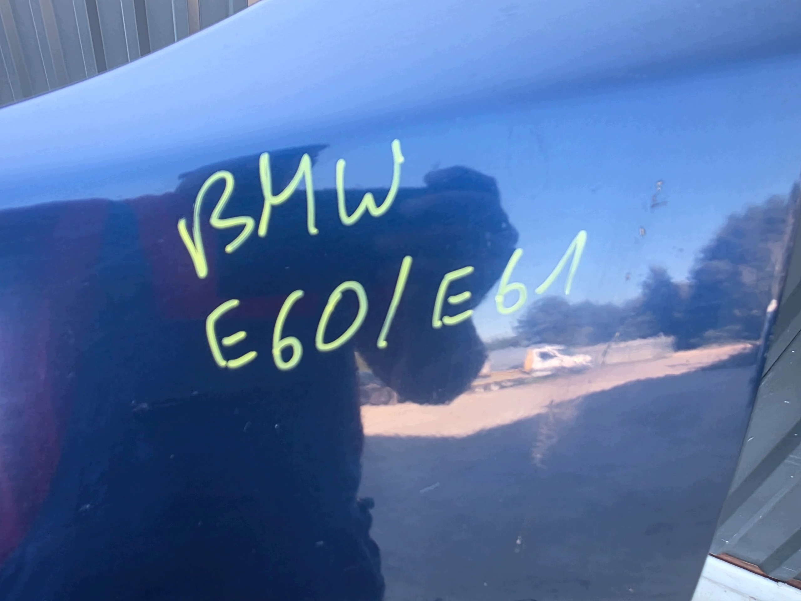fender left front BMW E60 E61 PROSTY original !!!