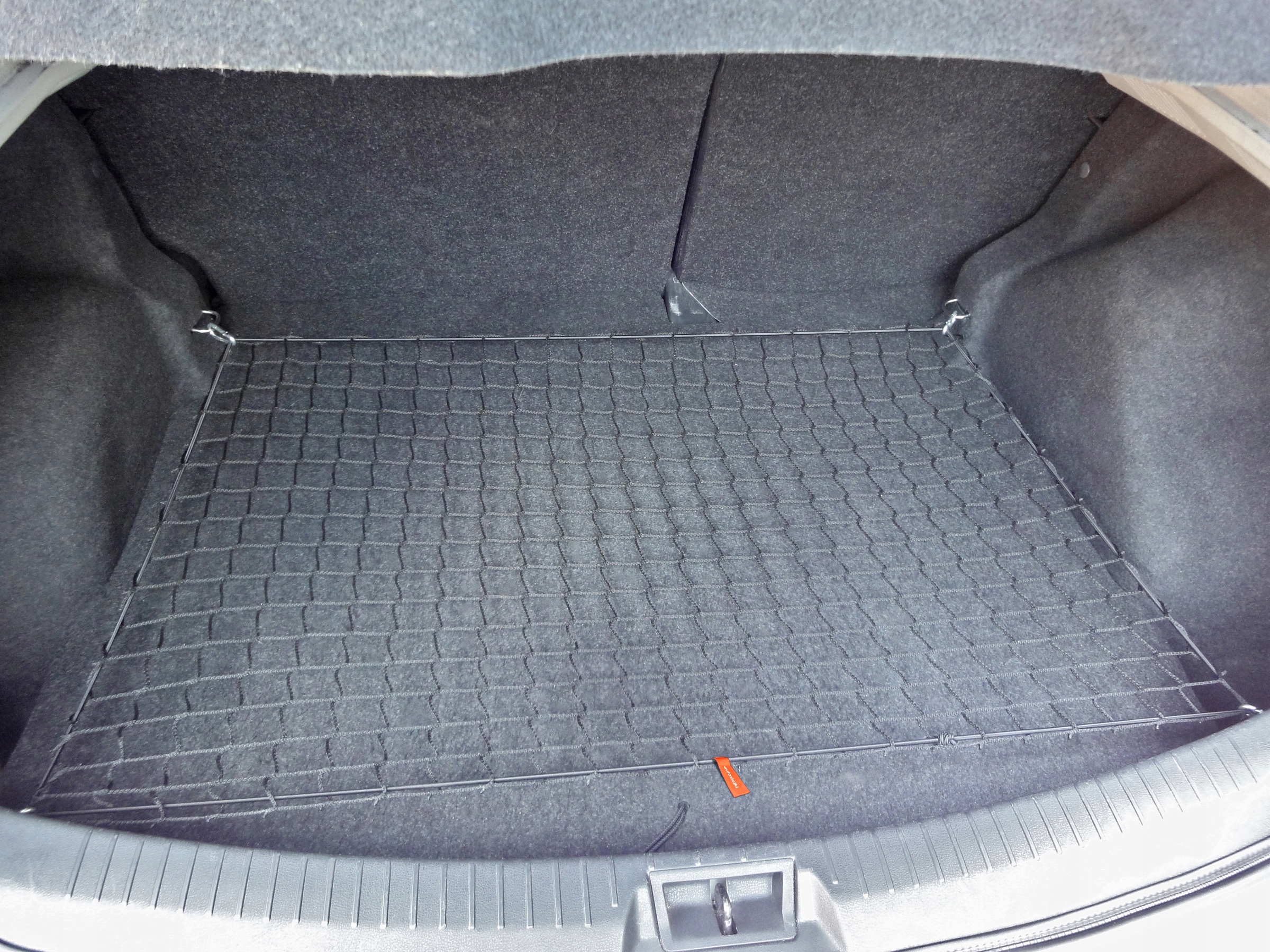 SIATKA DO BAGAŻNIKA NISSAN QASHQAI I 2007-2013 Rodzaj siatki