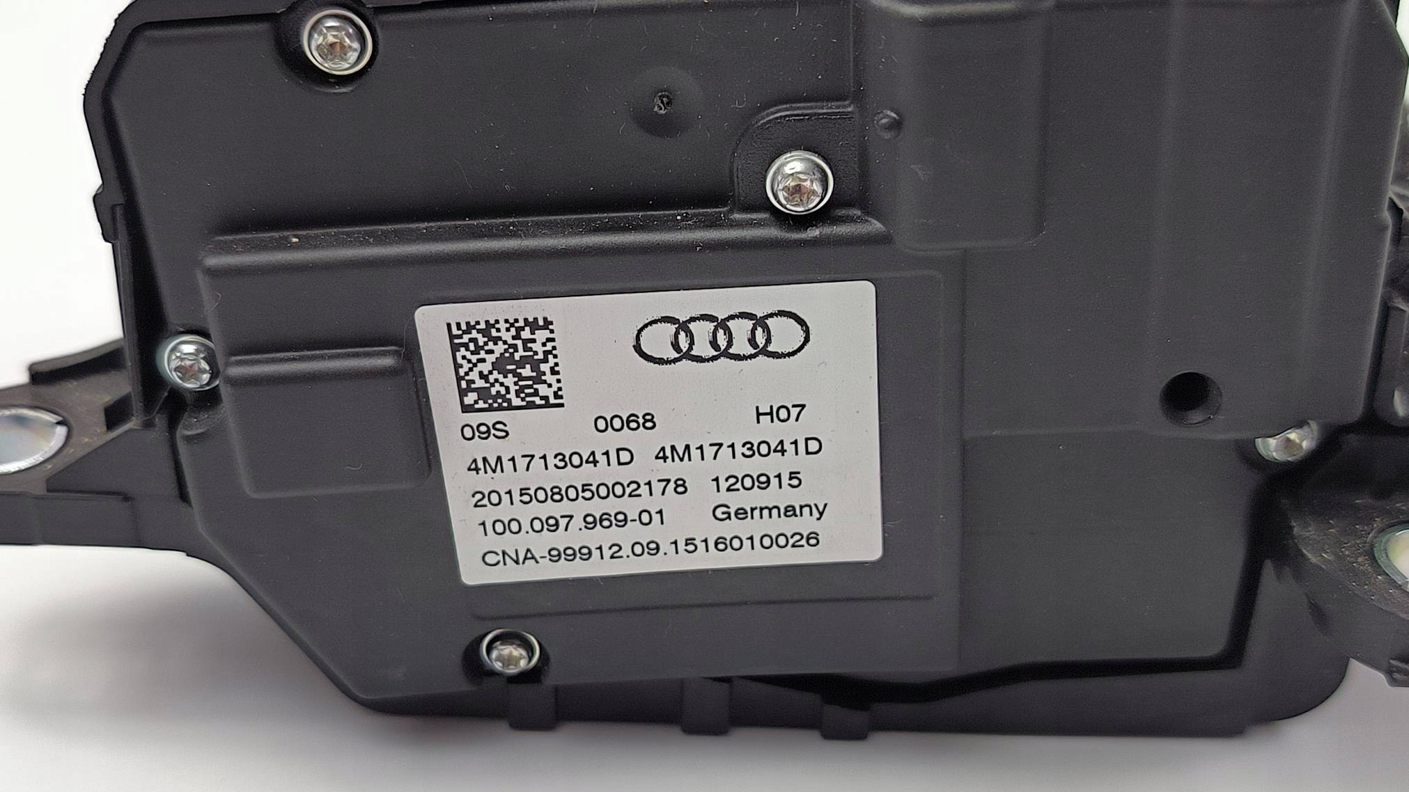 páčka změny převodů 4M1713041D AUDI Q7 II 4M
