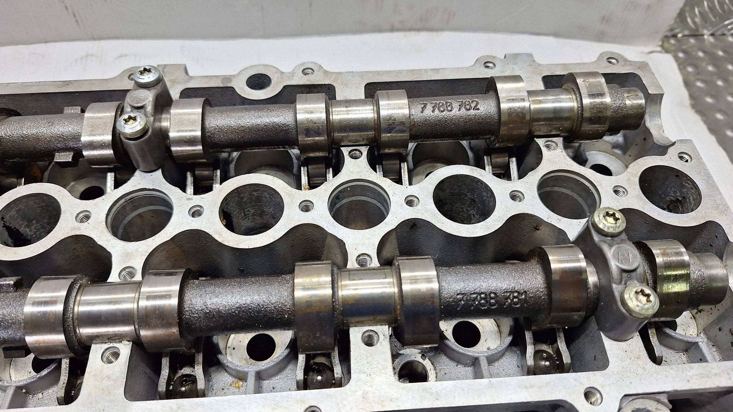 TESTATA Motore 77885649 7781203 BMW E53 E60 E61 E65 X3 E83 3.0D M57 306D2
