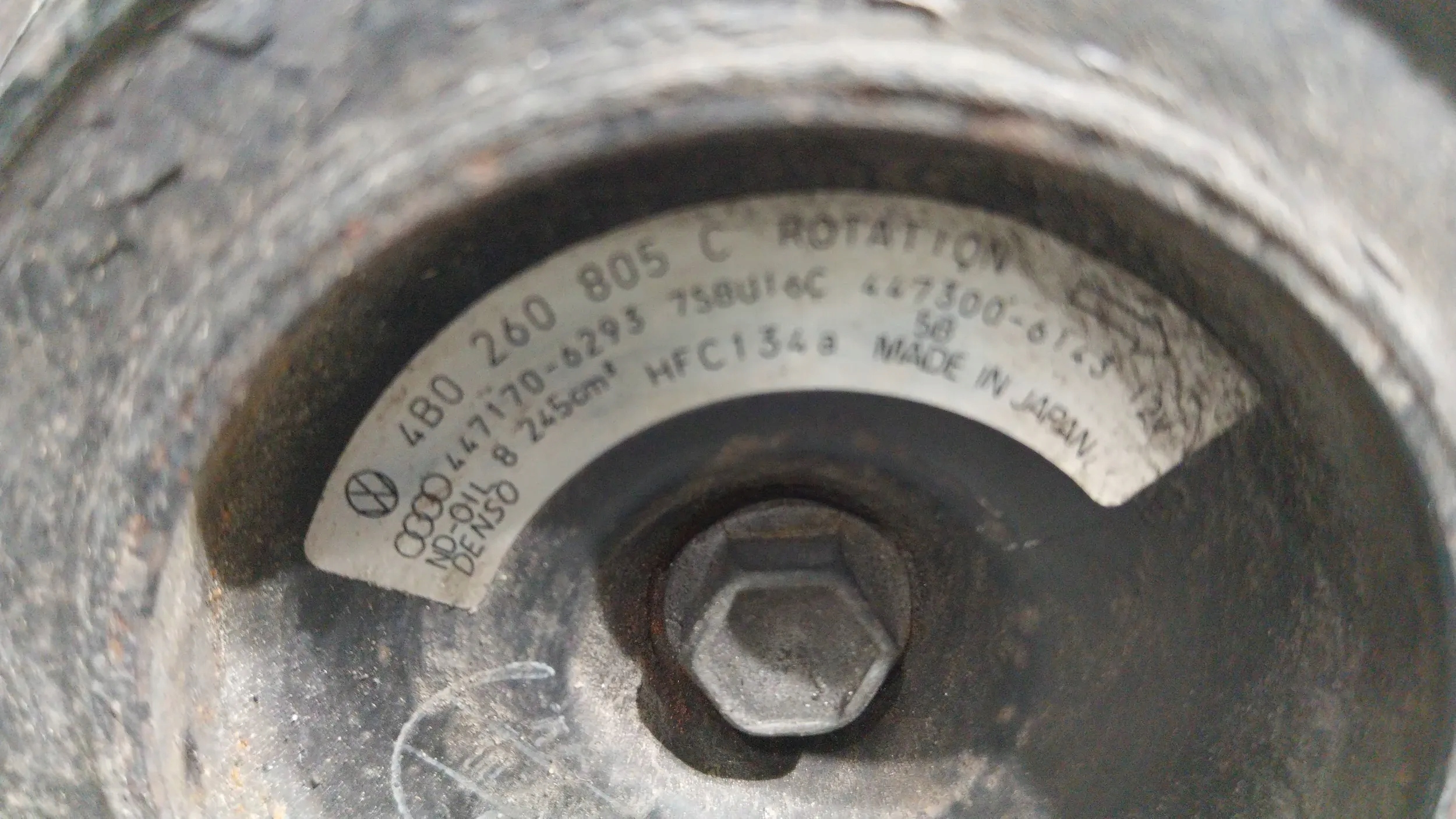 компрессор кондиционера 4B0260805C Audi A4 B5 РЕСТАЙЛИНГ vw PASSAT FL 2.5 tdi