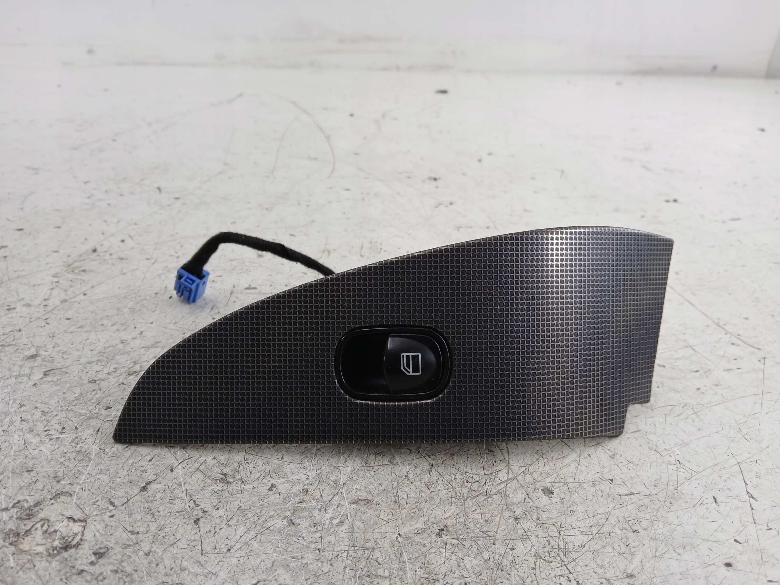 MERCEDES W203 PANEL Vitre Droite Avant