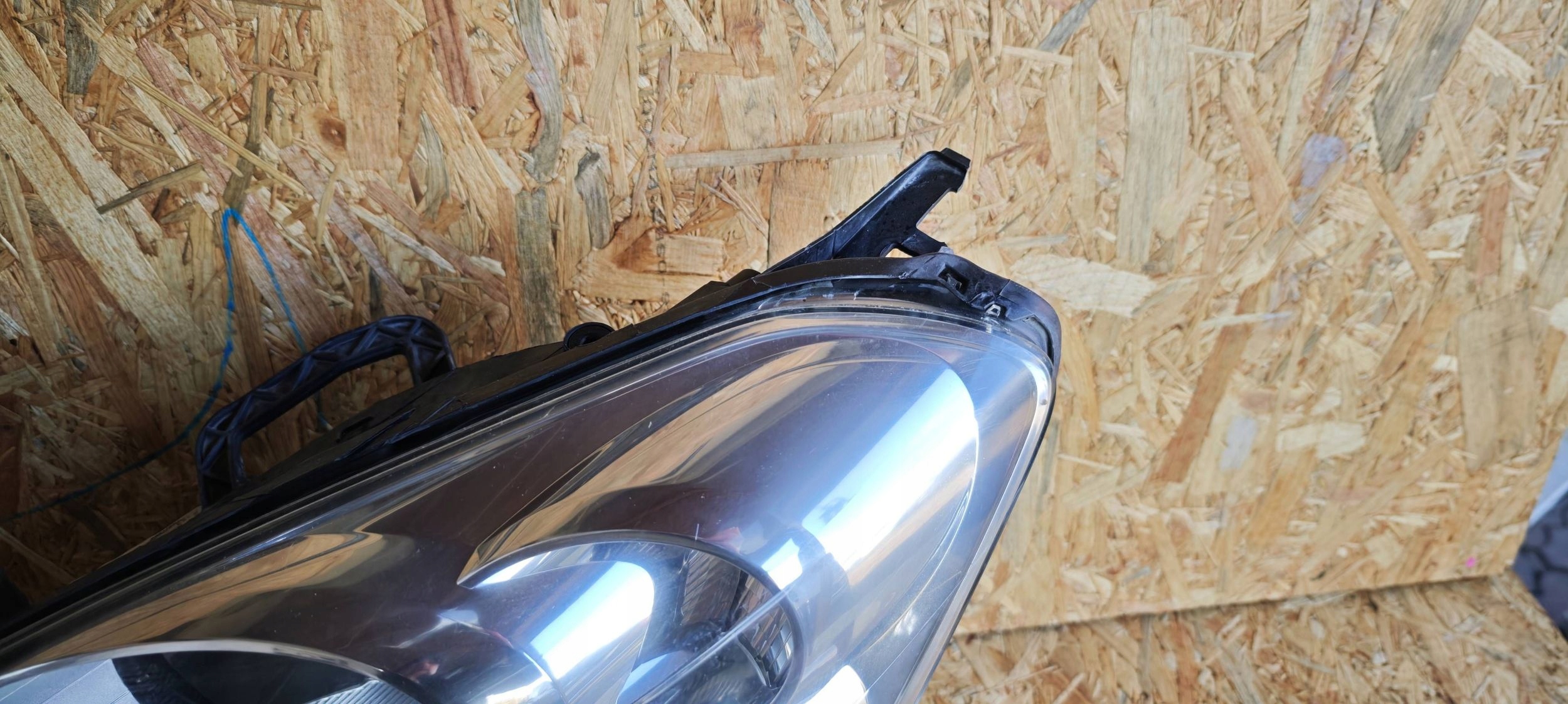 Reflektor front side left Peugeot Partner 9682829380