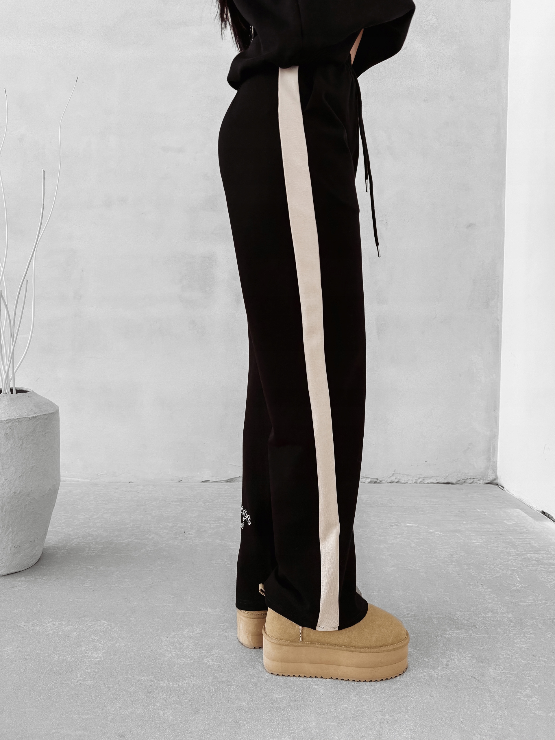 Dámské Kalhoty Unique O La Voga Černá L