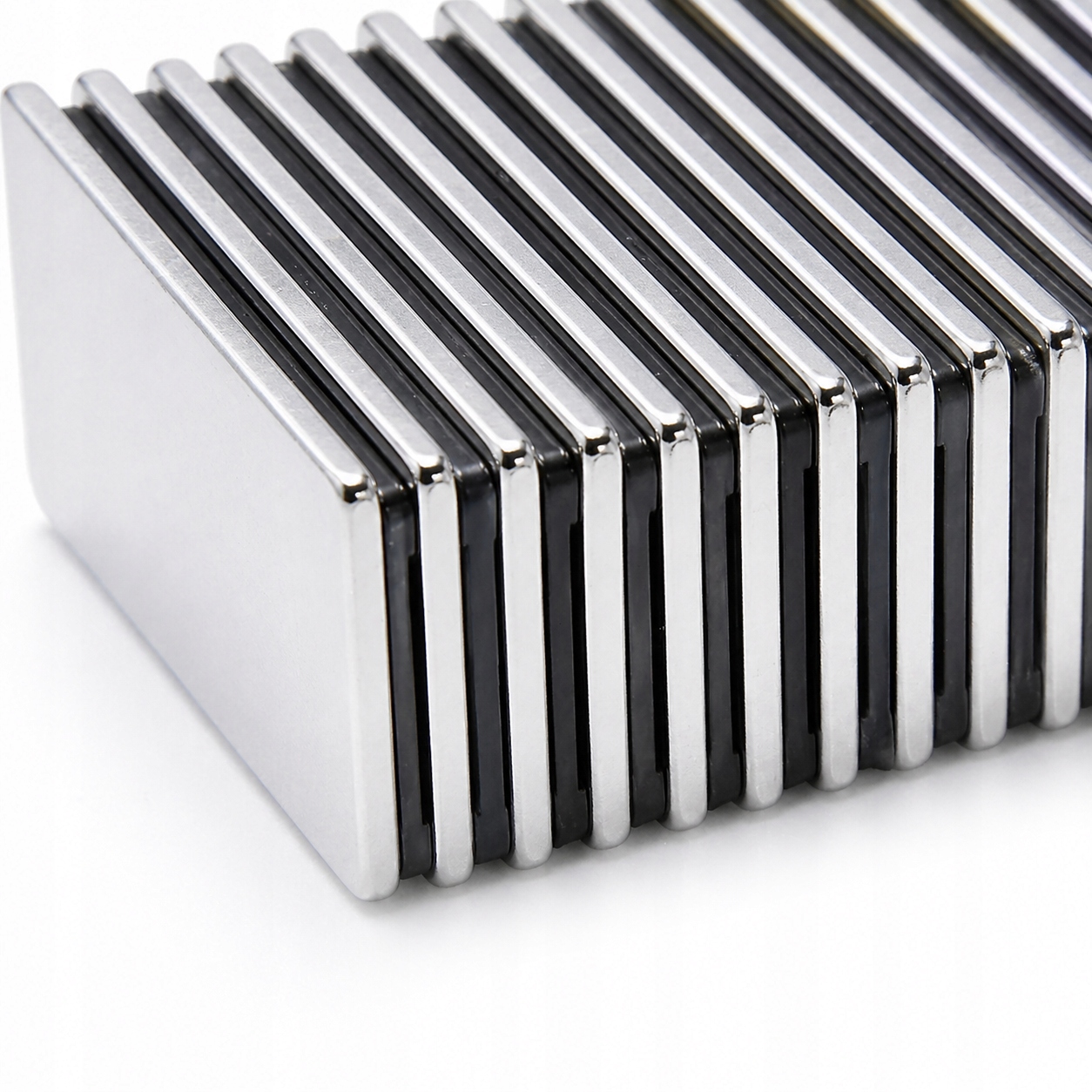 Magnes neodymowy 40x15x2 mm N38 magnes płytkowy prostokątny mocny 25 sztuk