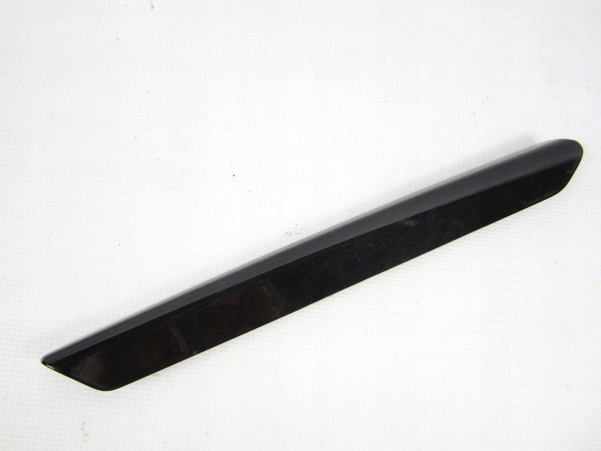 moulding tunelu right Mercedes W212 Esche