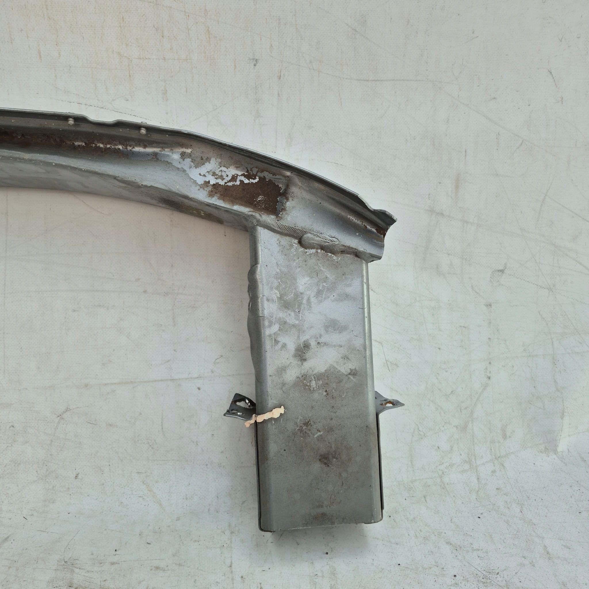 OPEL ASTRA J 09- TRAVERSA paraurti Anteriore Anteriore