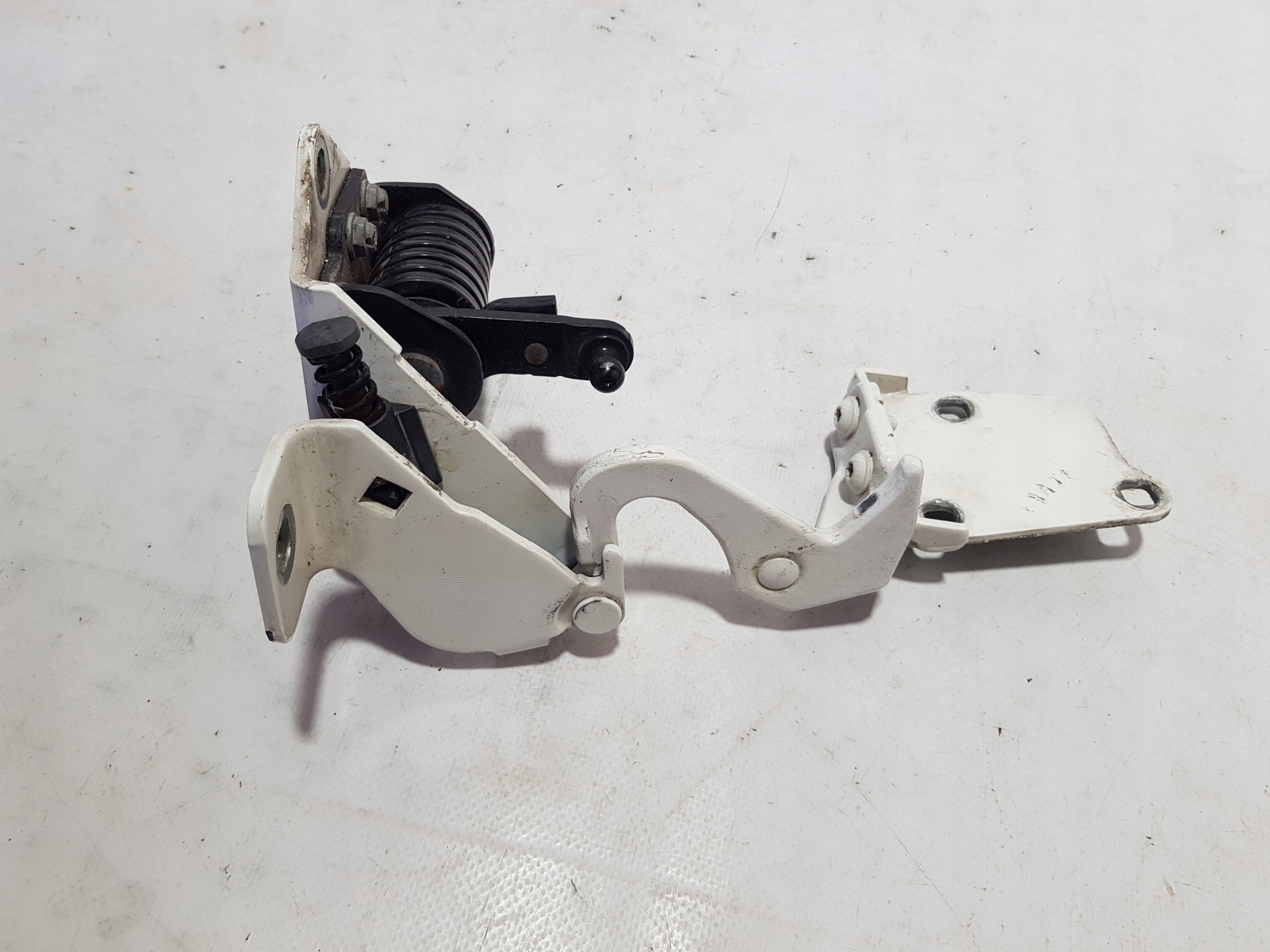 MERCEDES W207 C207 hinge left rear part bonnet boot roofs A2077500328