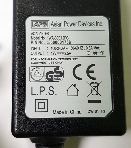 ZASILACZ 12V 2.5A 30W wtyczkowy IMPULSOWY APD Producent Inna