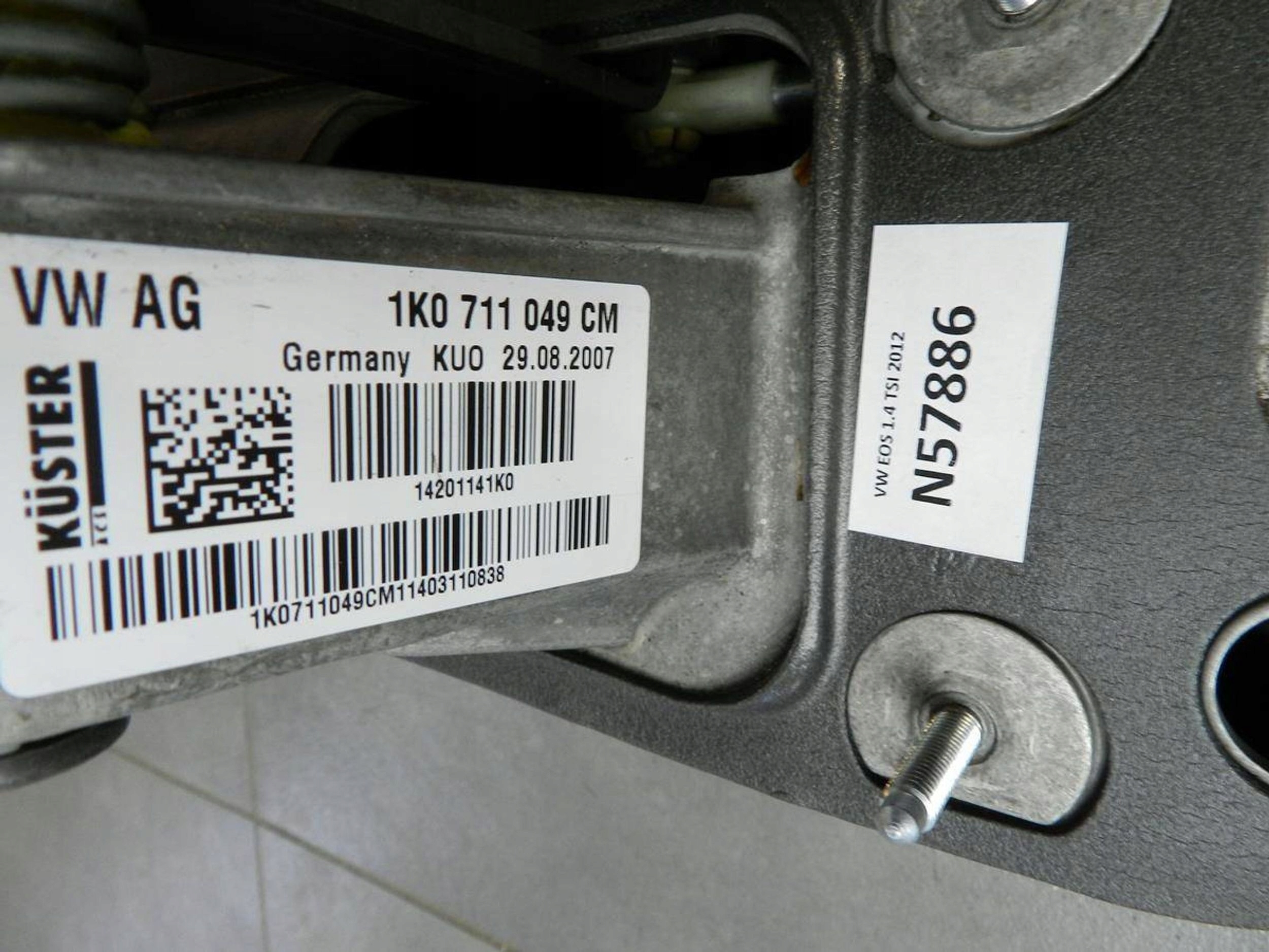 Volkswagen Eos Schalthebel Schalt getriebe 1K0711049CM