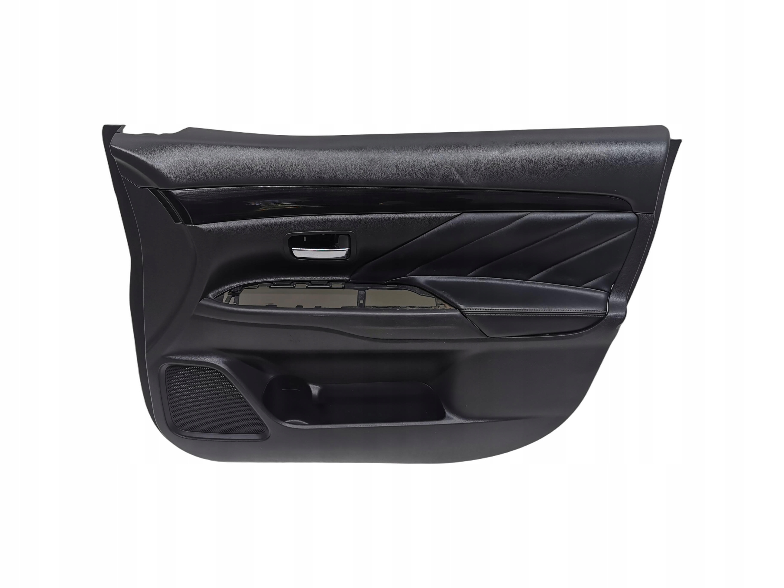 upholstery door right front MITSUBISHI OUTLANDER III LIFT 2015-2018