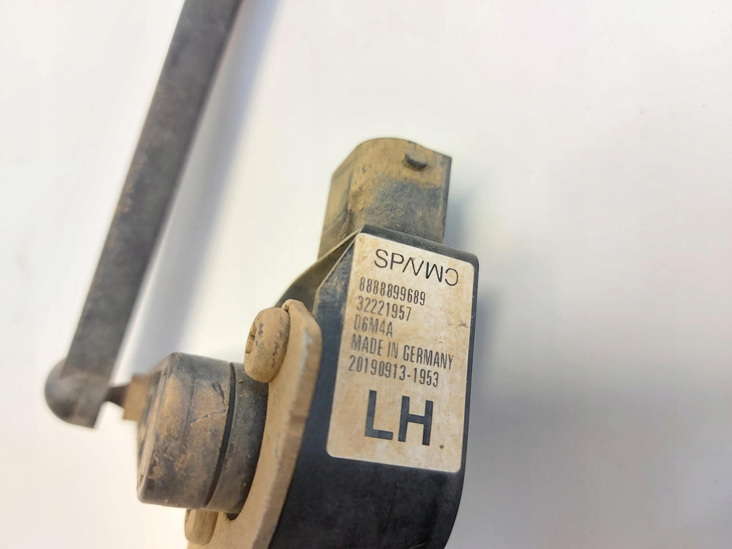 VOLVO XC40 D3 sensor leuchtweitenregulierung lichte vorne links 32221477
