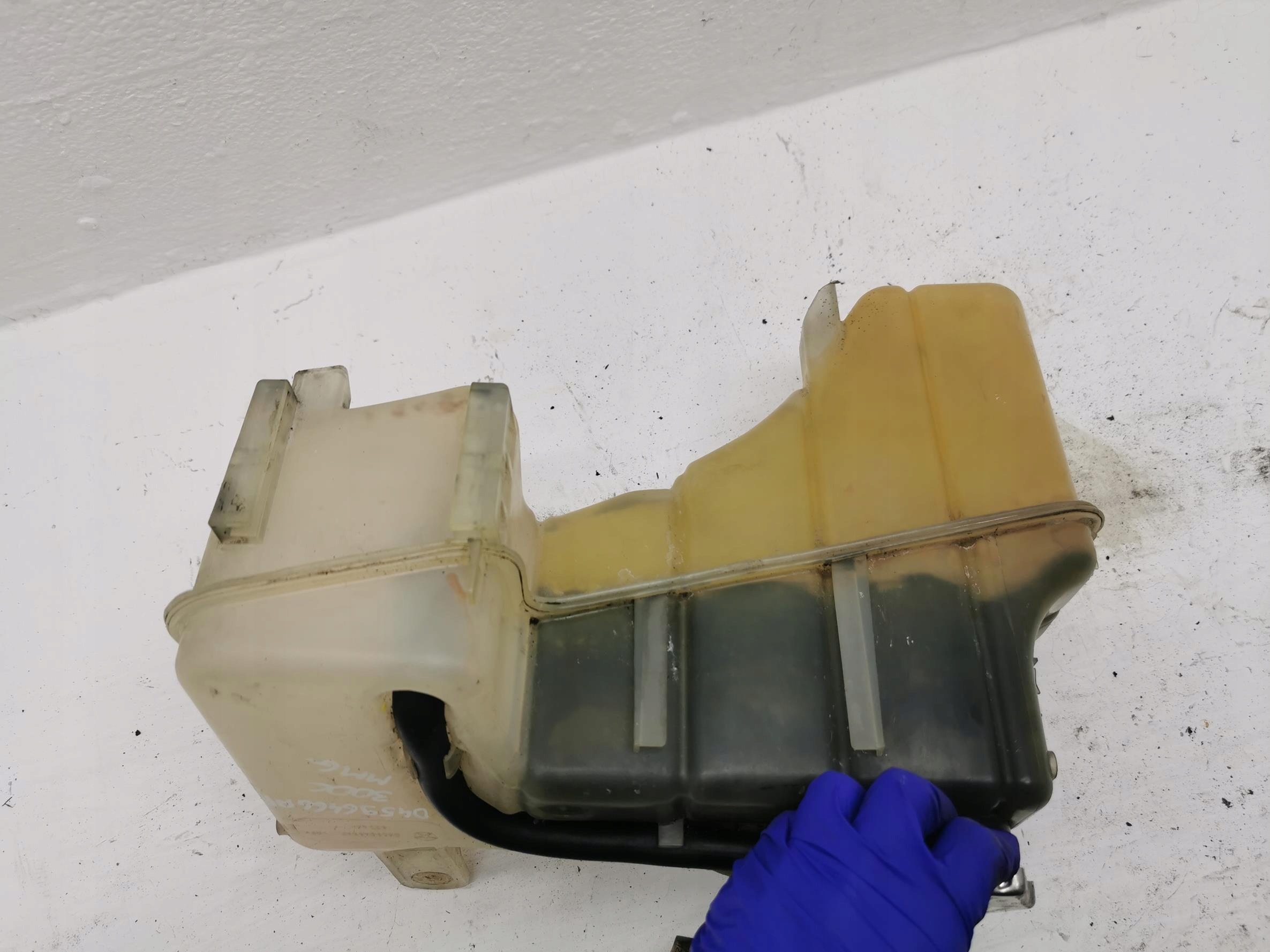 Scheibenwaschbehälter CHRYSLER 300C 04596466AF 3.0