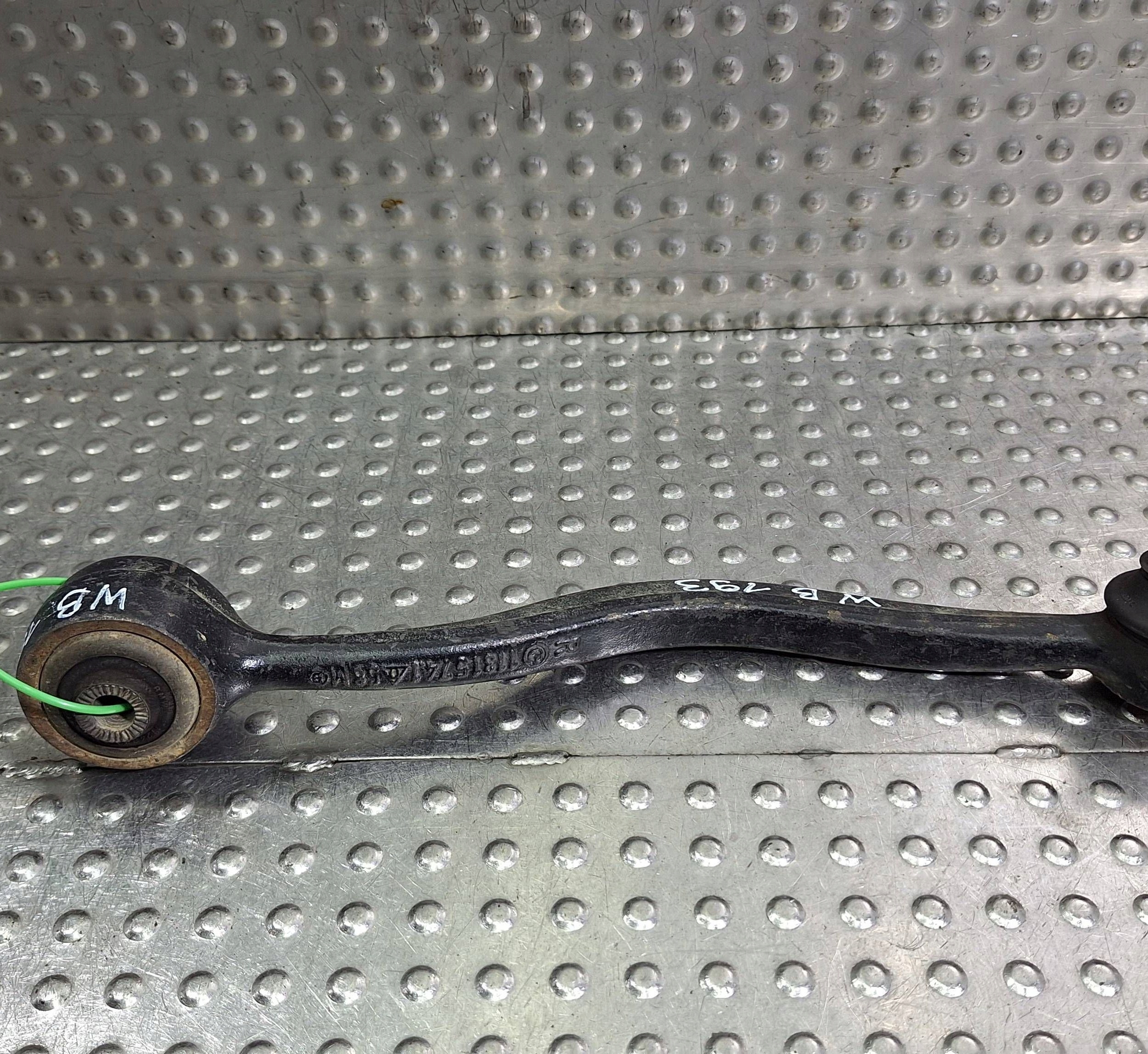 arm right front 11315741 BMW 5 E34