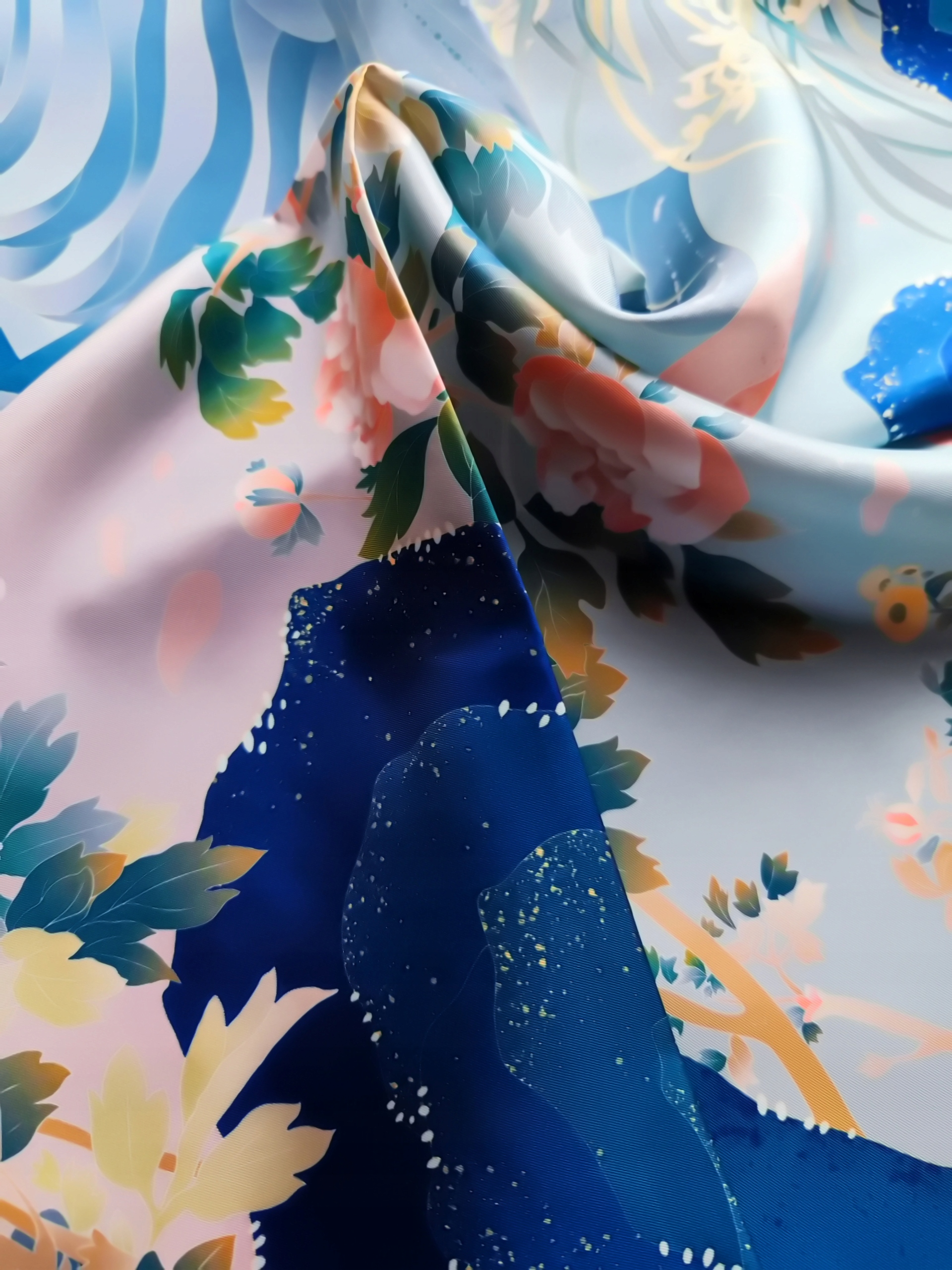 APASZKA JEDWABNA CHUSTA 100% JEDWAB NATURALNY MORWOWY MARKA JAKOŚĆ Cechy dodatkowe brak