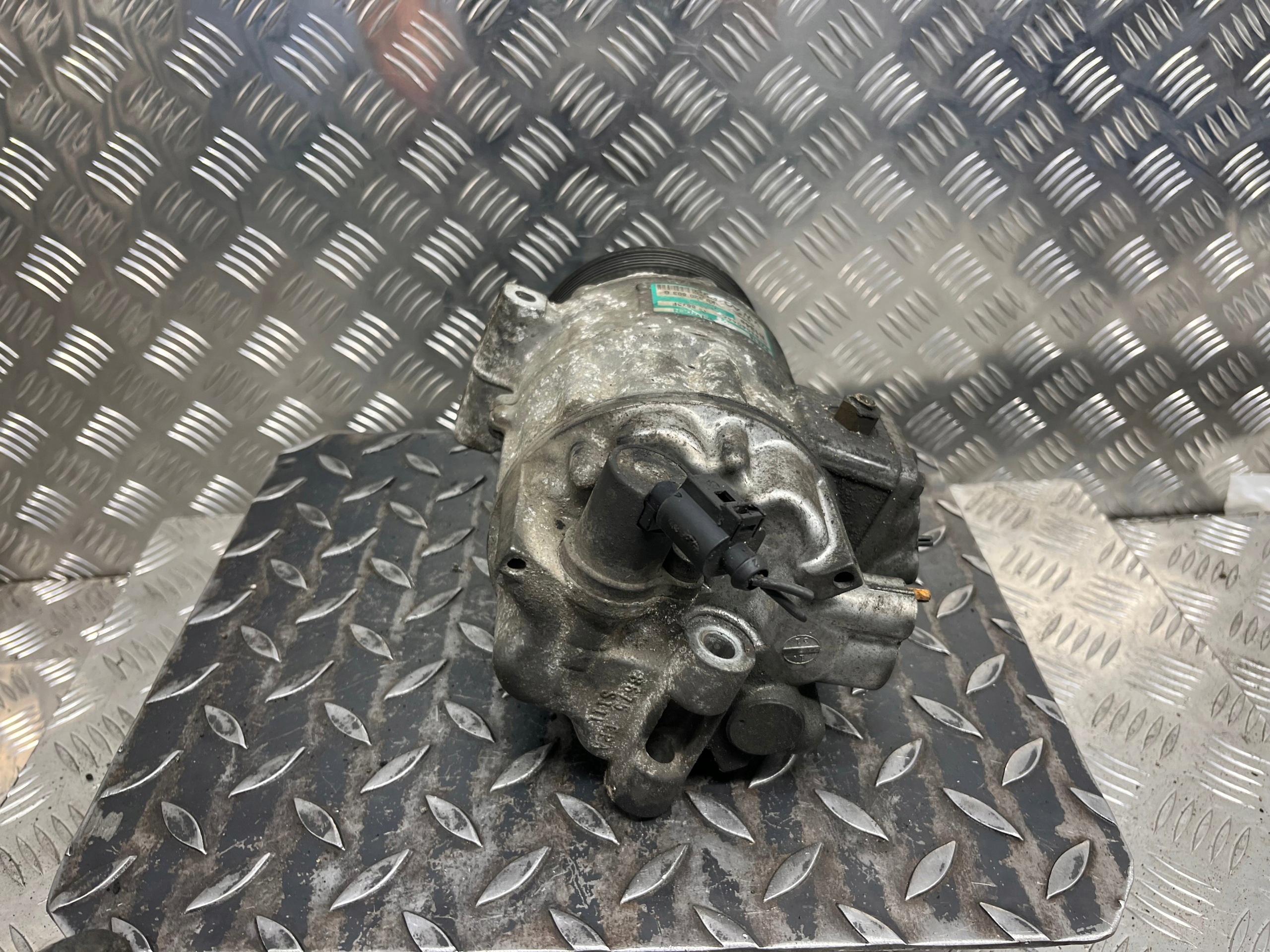 klimakompressor VOLKSWAGEN PASSAT B6 1K0820803G