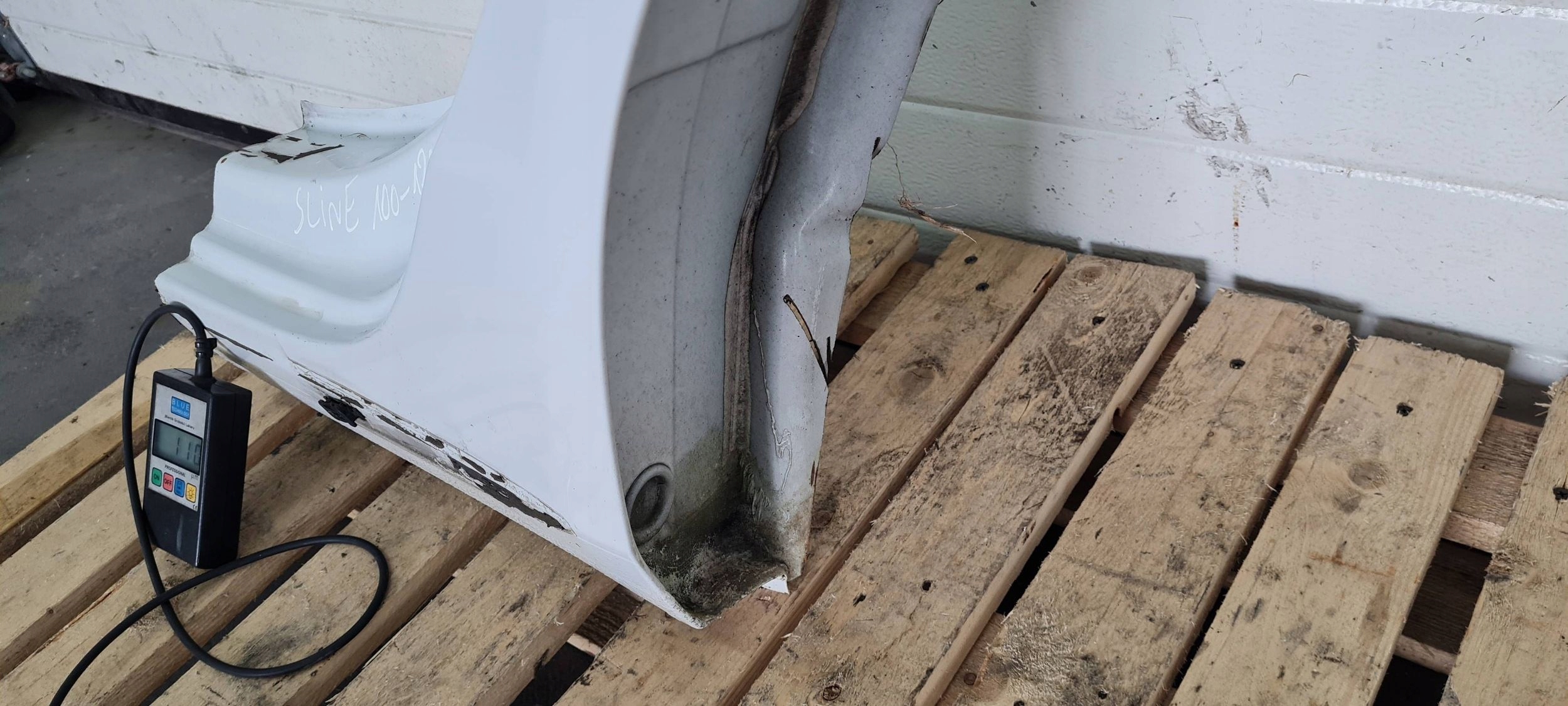 A4 B8 S4 LIFT S4 corner threshold of a fender quarter left left rear part