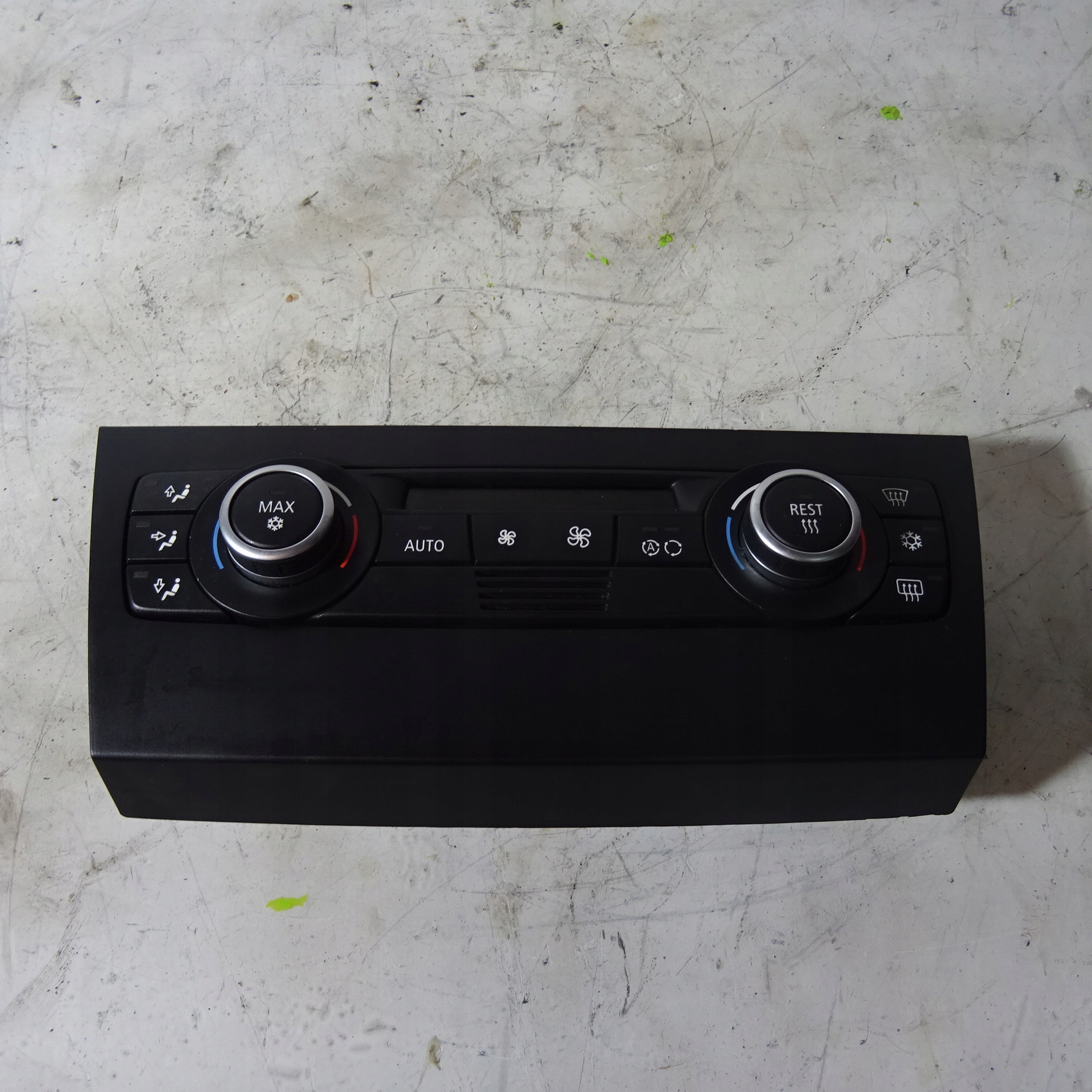 BMW E90 E91 PANEL BOCCHETTE 9147299-01