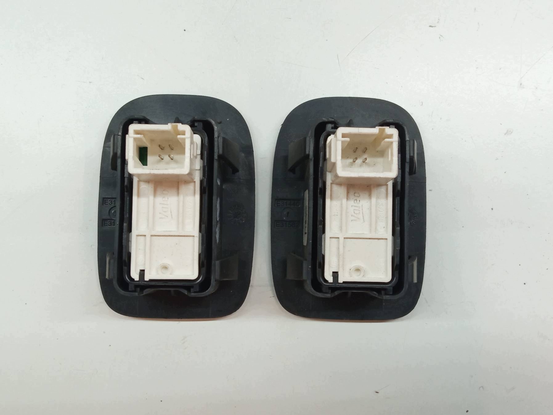 window control switch rear part left right KPL 96751119ZD Peugeot 2008 and (2013-2019)