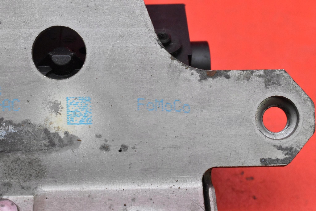 lock bonnet rear part boot RANGE ROVER 1 SPORT L320 09-13