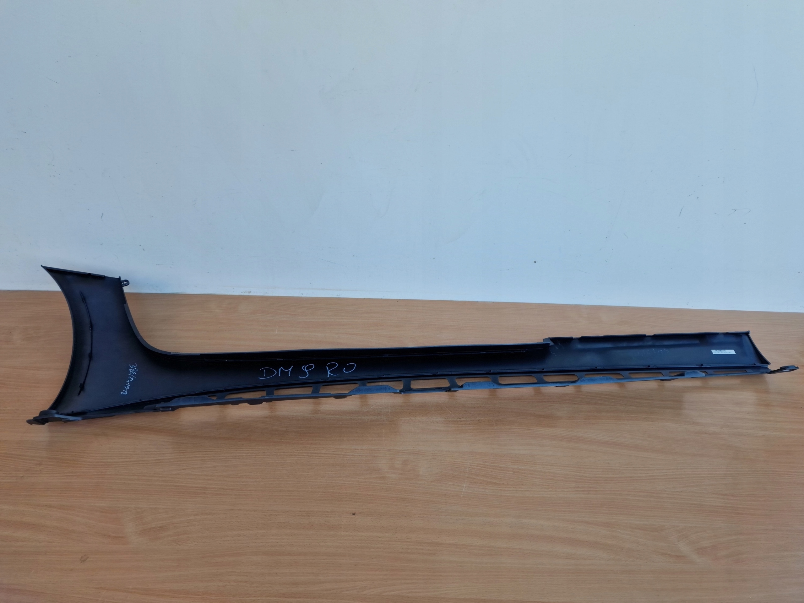 MERCEDES AMG GT LIFT X190 left moulding threshold threshold