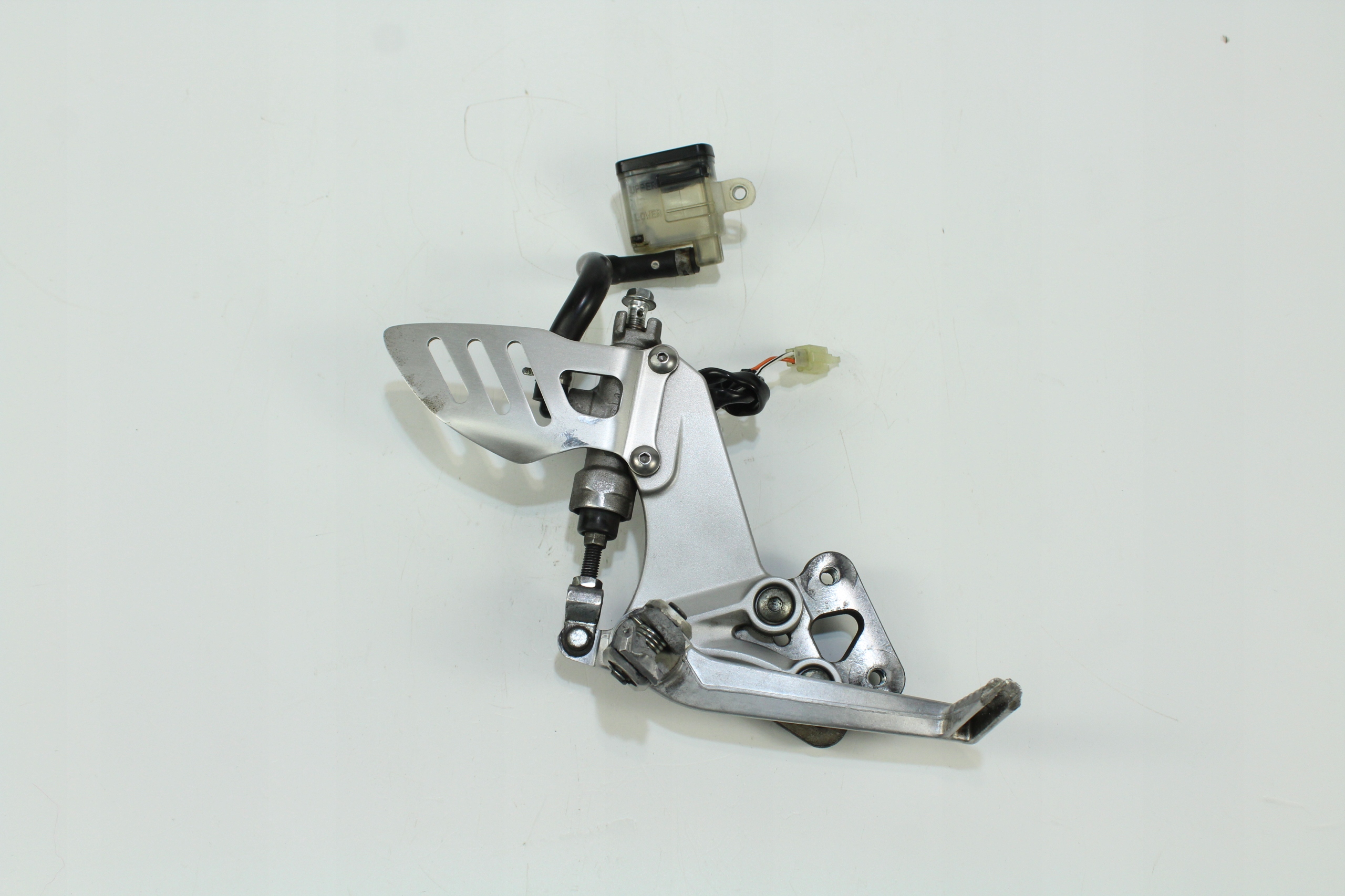 345654321345643233236977 - SUZUKI GSX-R 750 600 K8 K9 L0 комплект передній правий