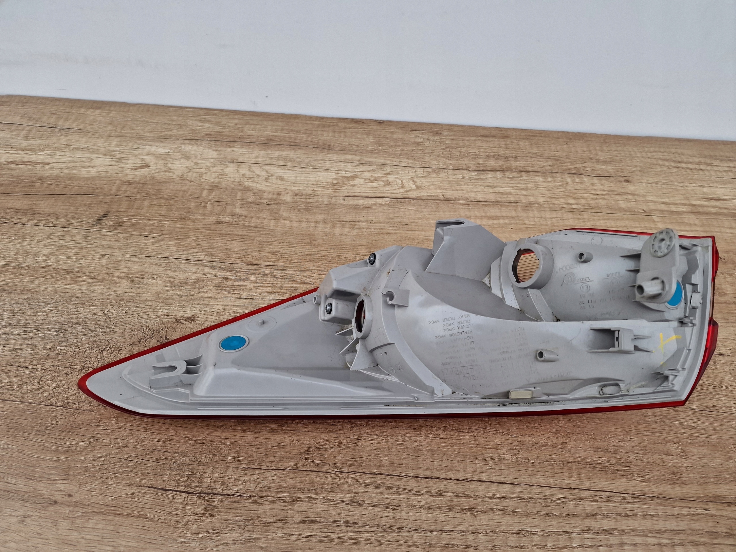 FORD FOCUS 4 IV MK4 left light rear part HATCHBACK ORG 892B