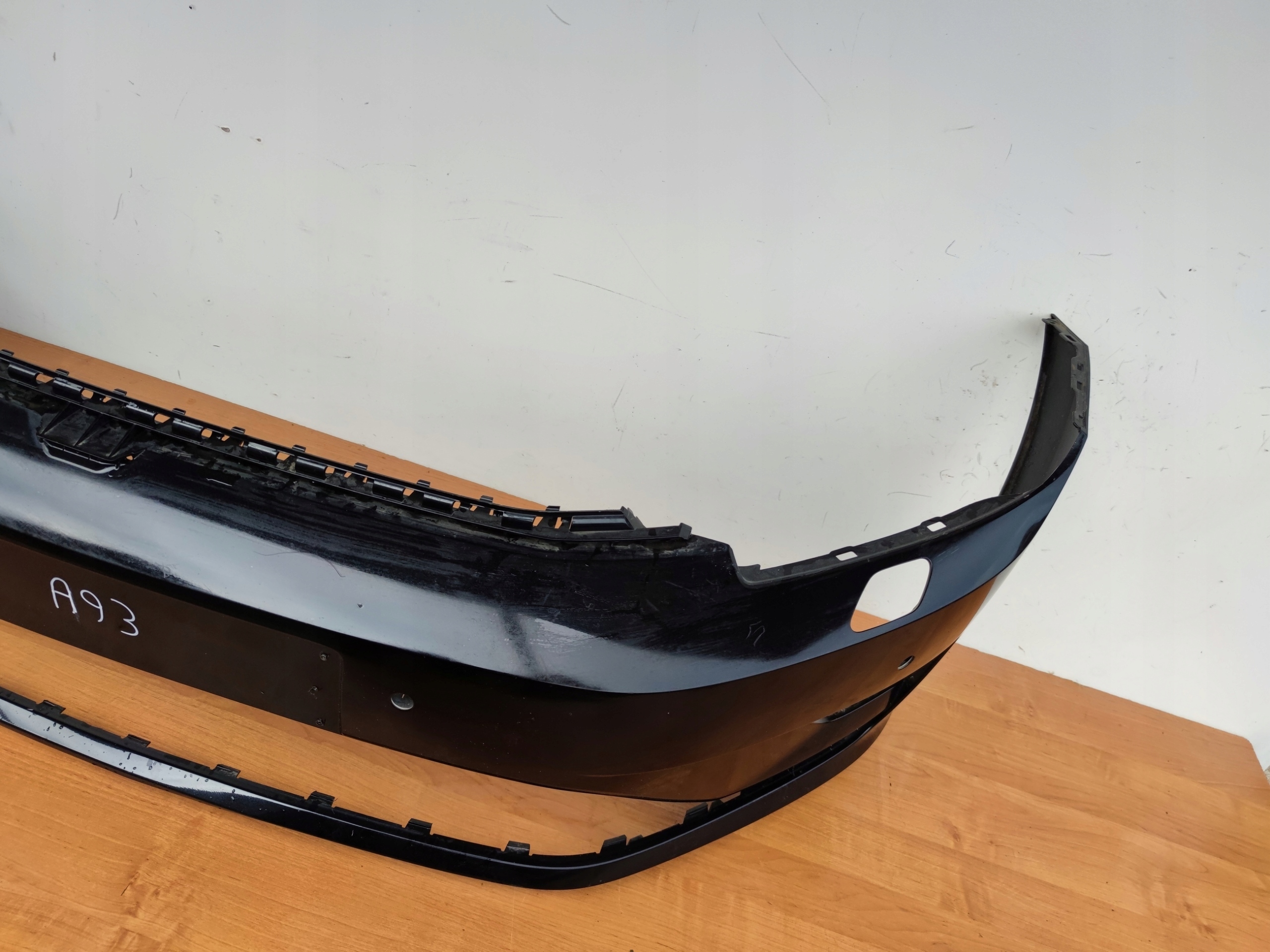 VW GOLF 510 SPORTSVAN bumper front washers 4XPDC