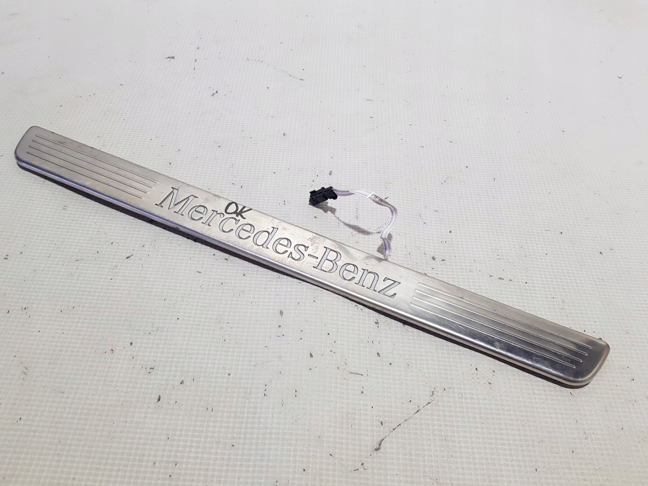 cap threshold front front side left Mercedes CLA W117 W246