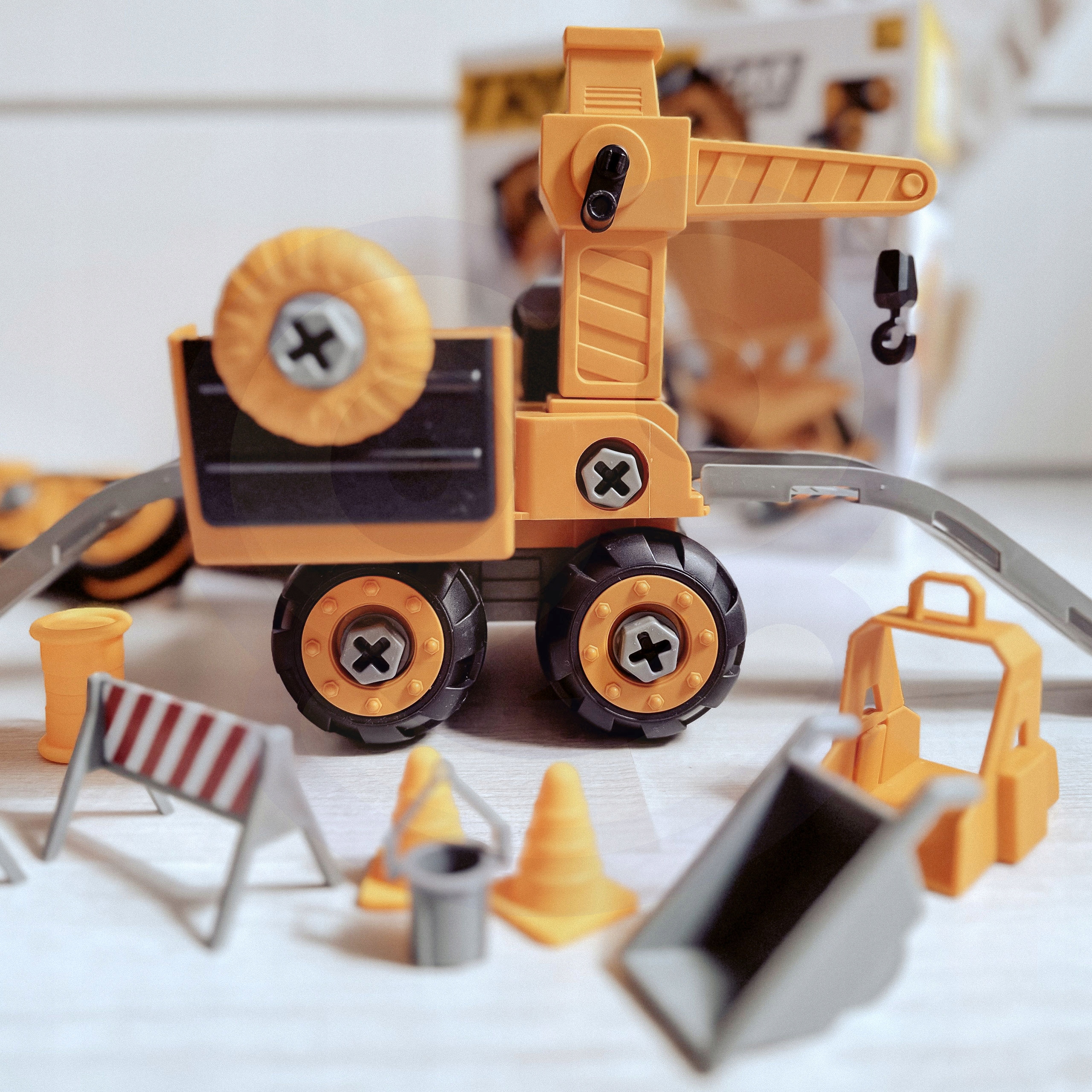 KOPARKA DO SKRĘCANIA PIASKU 5w1 ZESTAW XXL WOOPIE Materiał inny