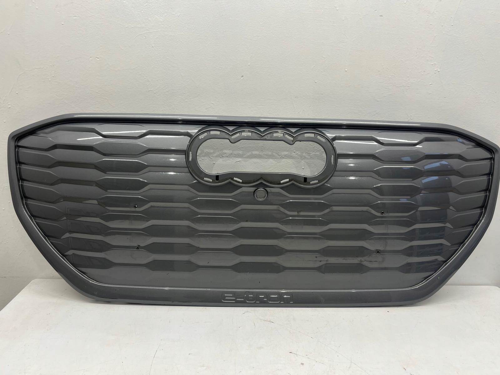 Audi Q4 Kühlergrill FRONTGRILL Kühlergitter 89A853653AS - Thumbnail 1