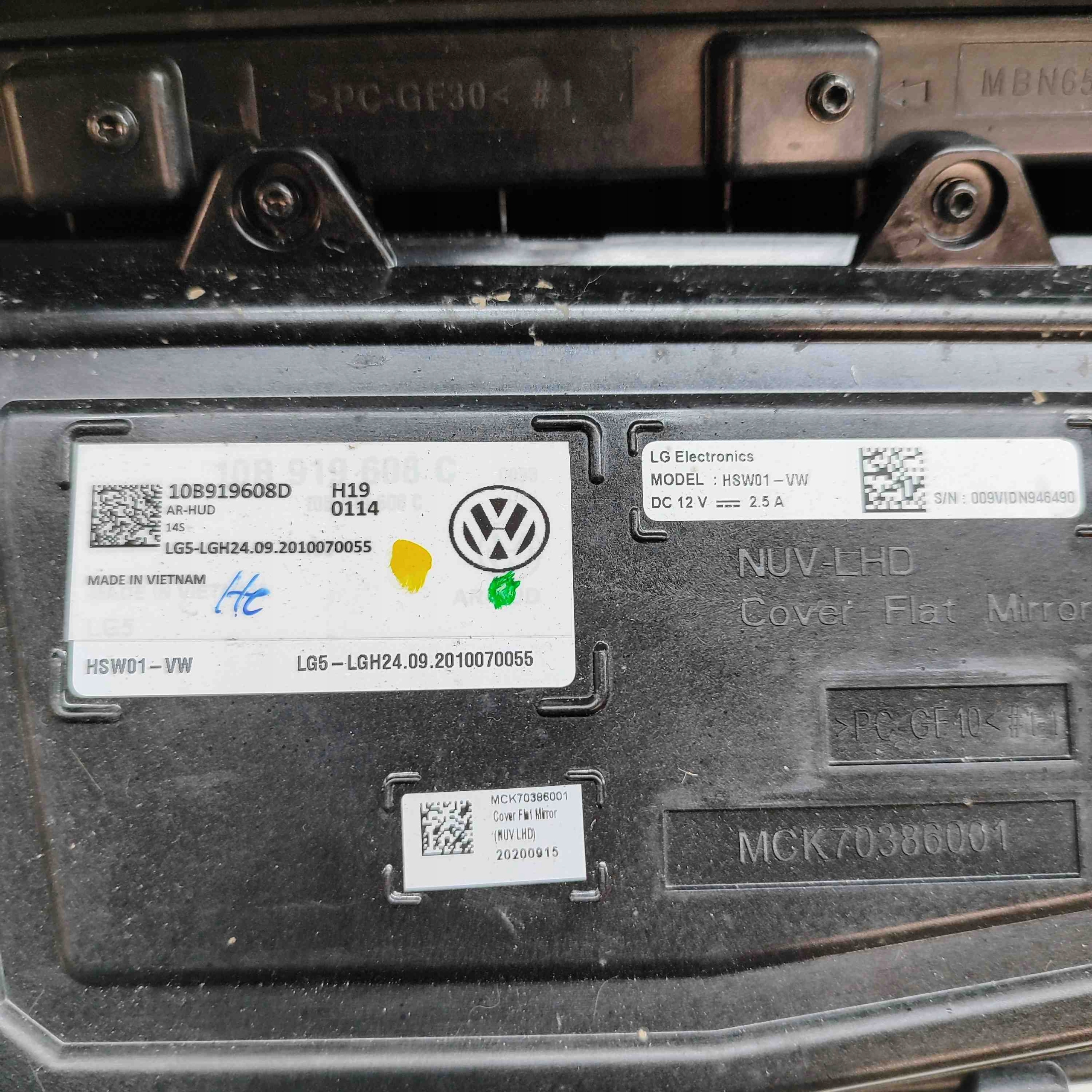 спидометр vw id.3 (E11) 10B919608D 23315110 107kw 2021