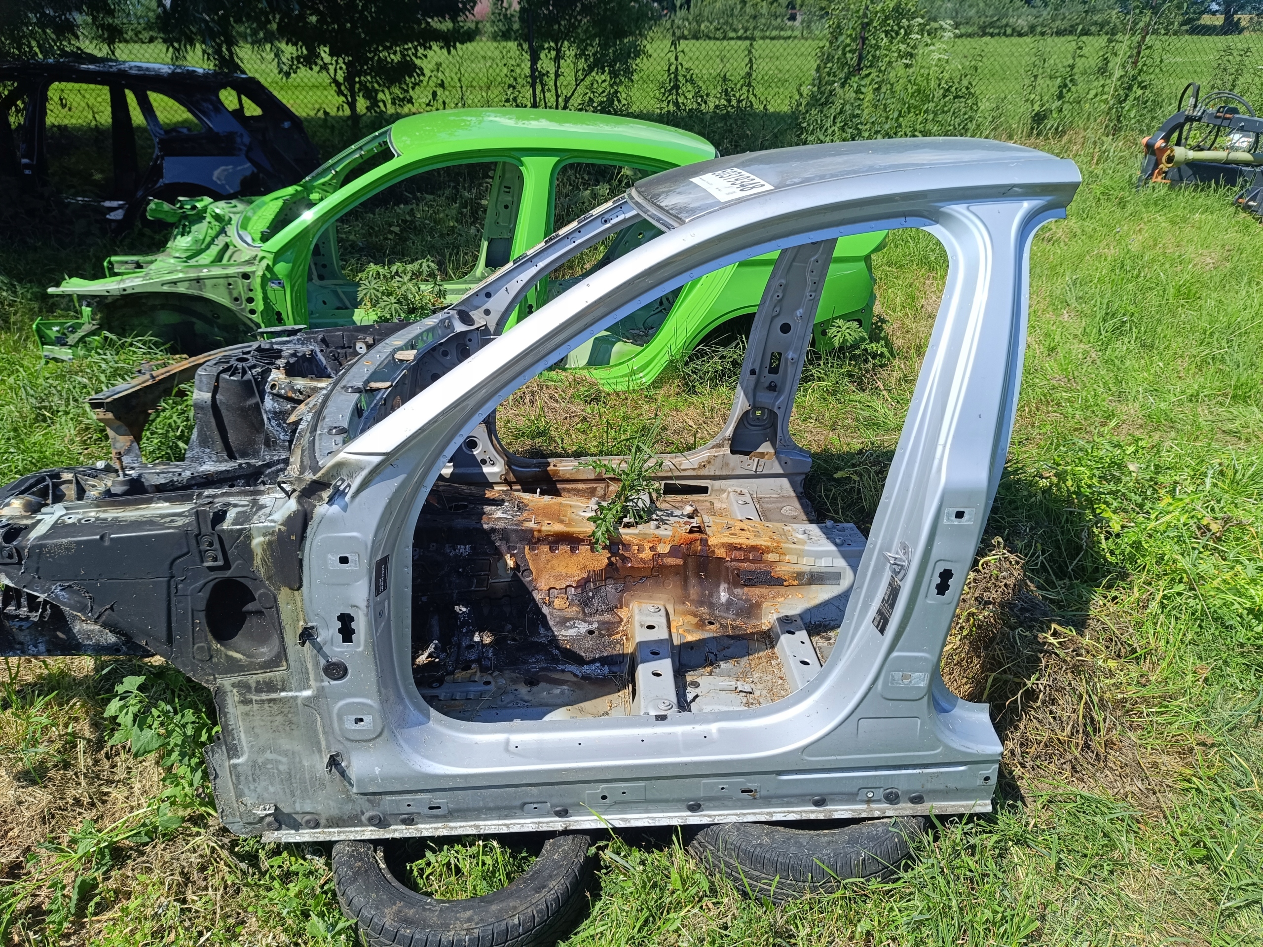 BMW 5 ЕР G31 TOURING018r ЦВЕТ A83 СТОЙКА A B ПОРОГ ЛЕВА СТОРОНА ЧЕТВЕРТЬ