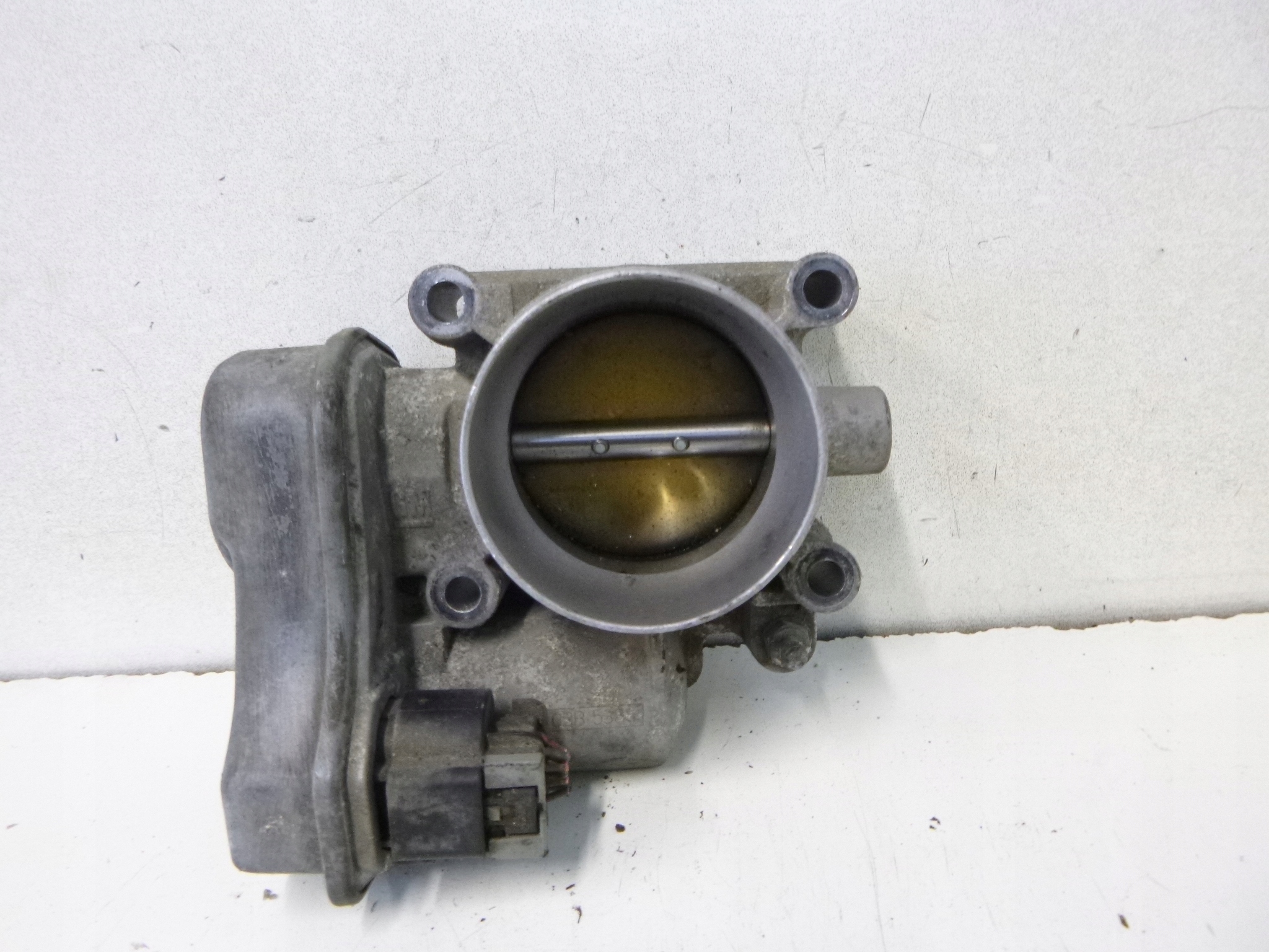 throttle flap Opel Signum 2.2 2003r.