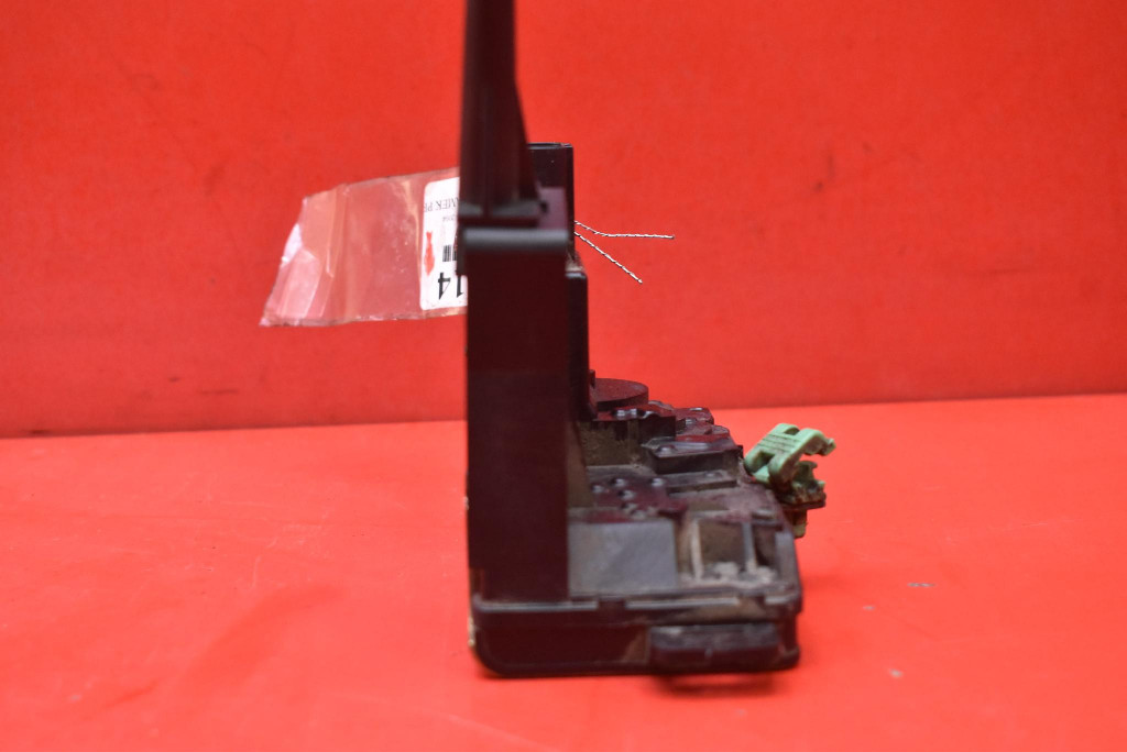lock right front front EU YW4A-5421812-BF MAZDA TRIBUTE 1 and 00-04