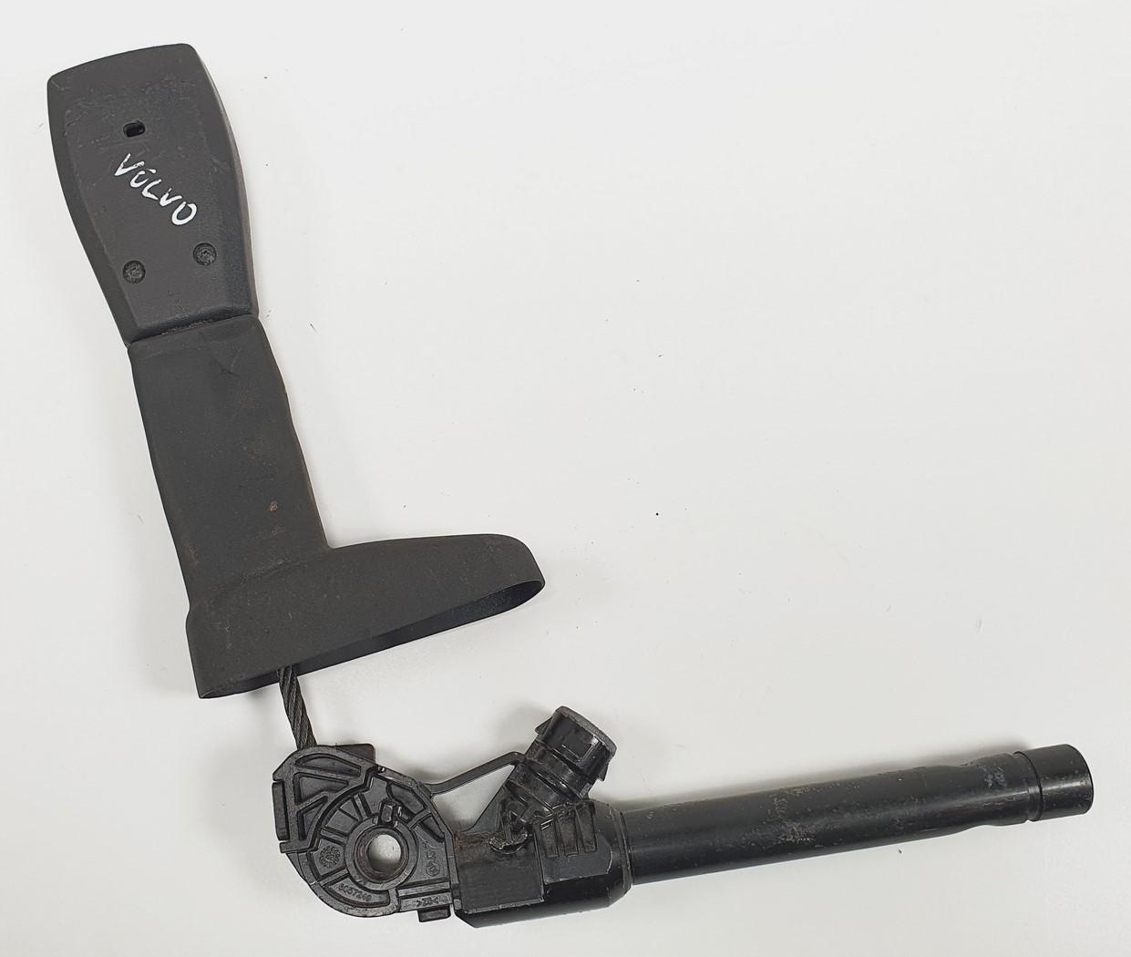 6031762 - Фіксатор натягувач передній лівий VOLVO V50 EU