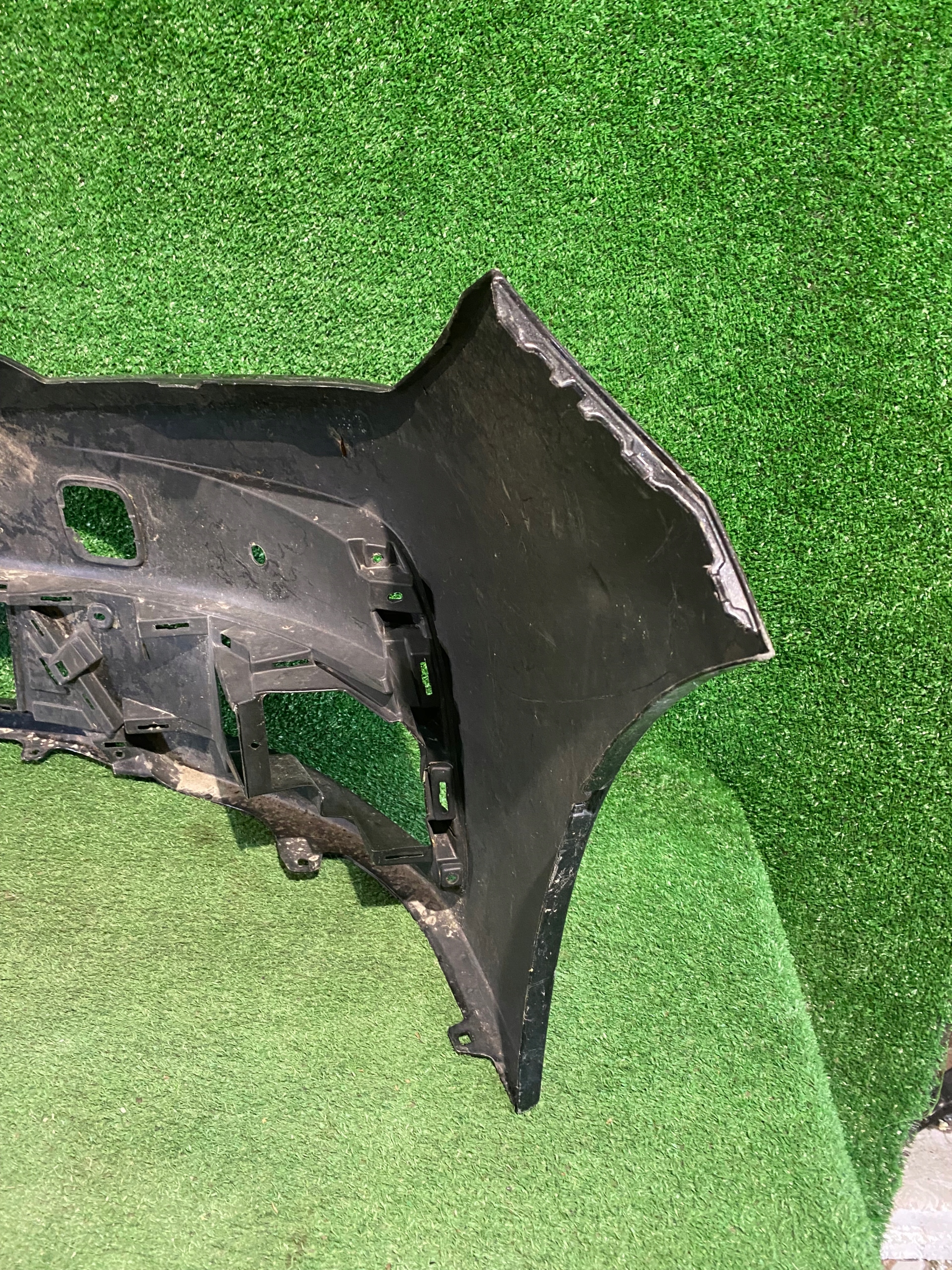 Frontstoßstange vorne TOYOTA COROLLA E16 LIFT