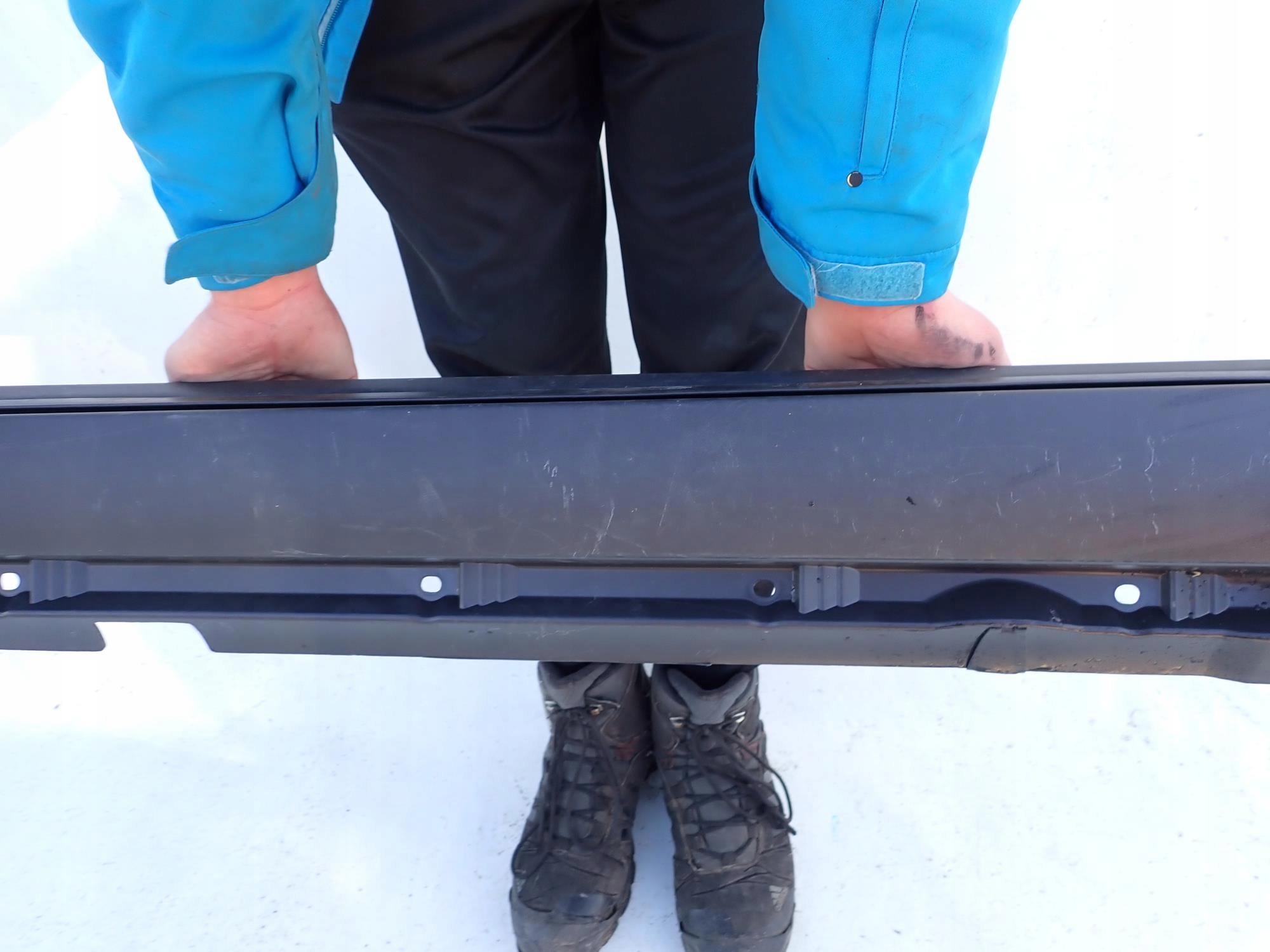 VOLVO S60 and 1 00-10 threshold moulding threshold right