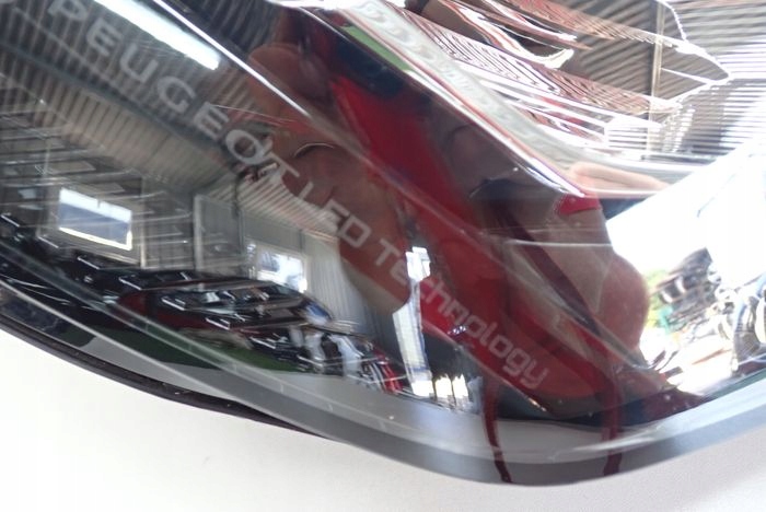 PEUGEOT 208 2008 II LED TECHNOLOGY 19-23 reflektor right light 9855524880