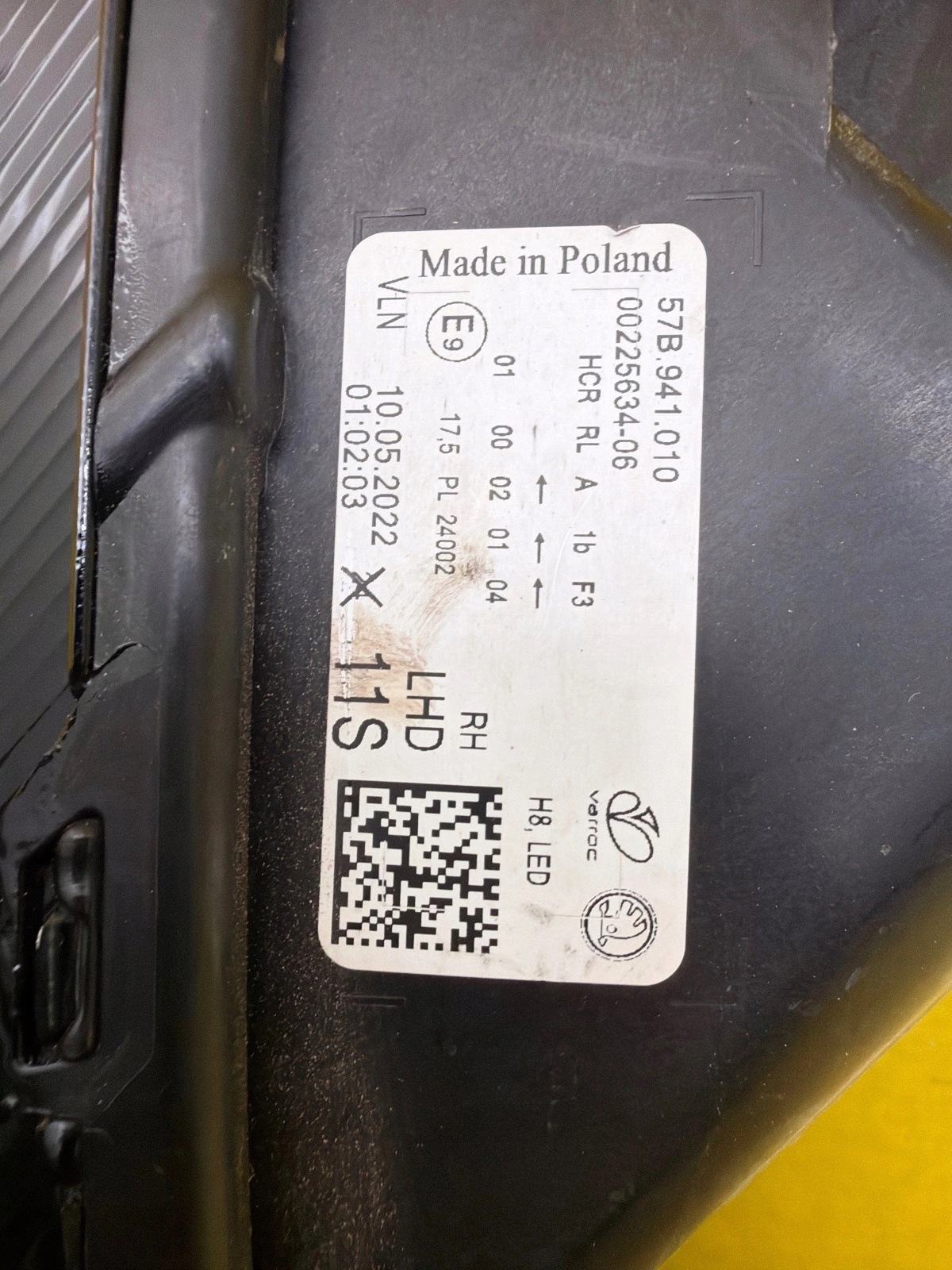 light right Skoda Karoq 57B Led Lift 57B941010