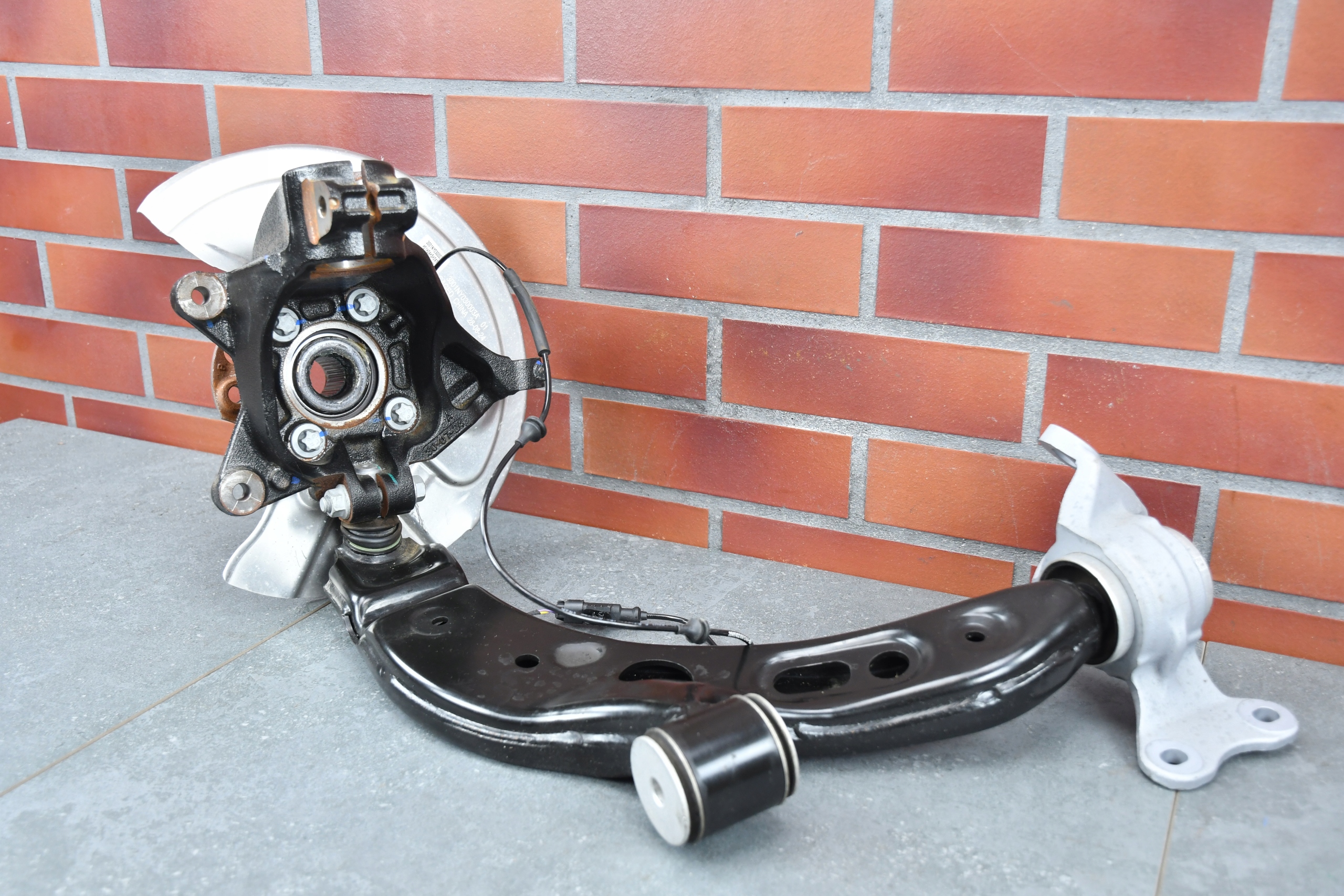 swing right front front arm front MINI COOPER J05 SE ACEMAN 11km