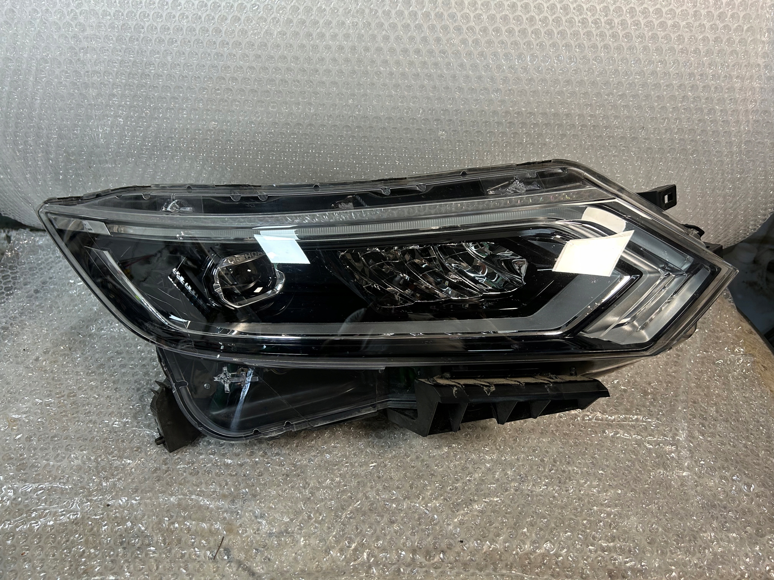 NISSAN QASHQAI J11 II РЕСТАЙЛІНГ ФАРА ПРАВА ПЕРЕД