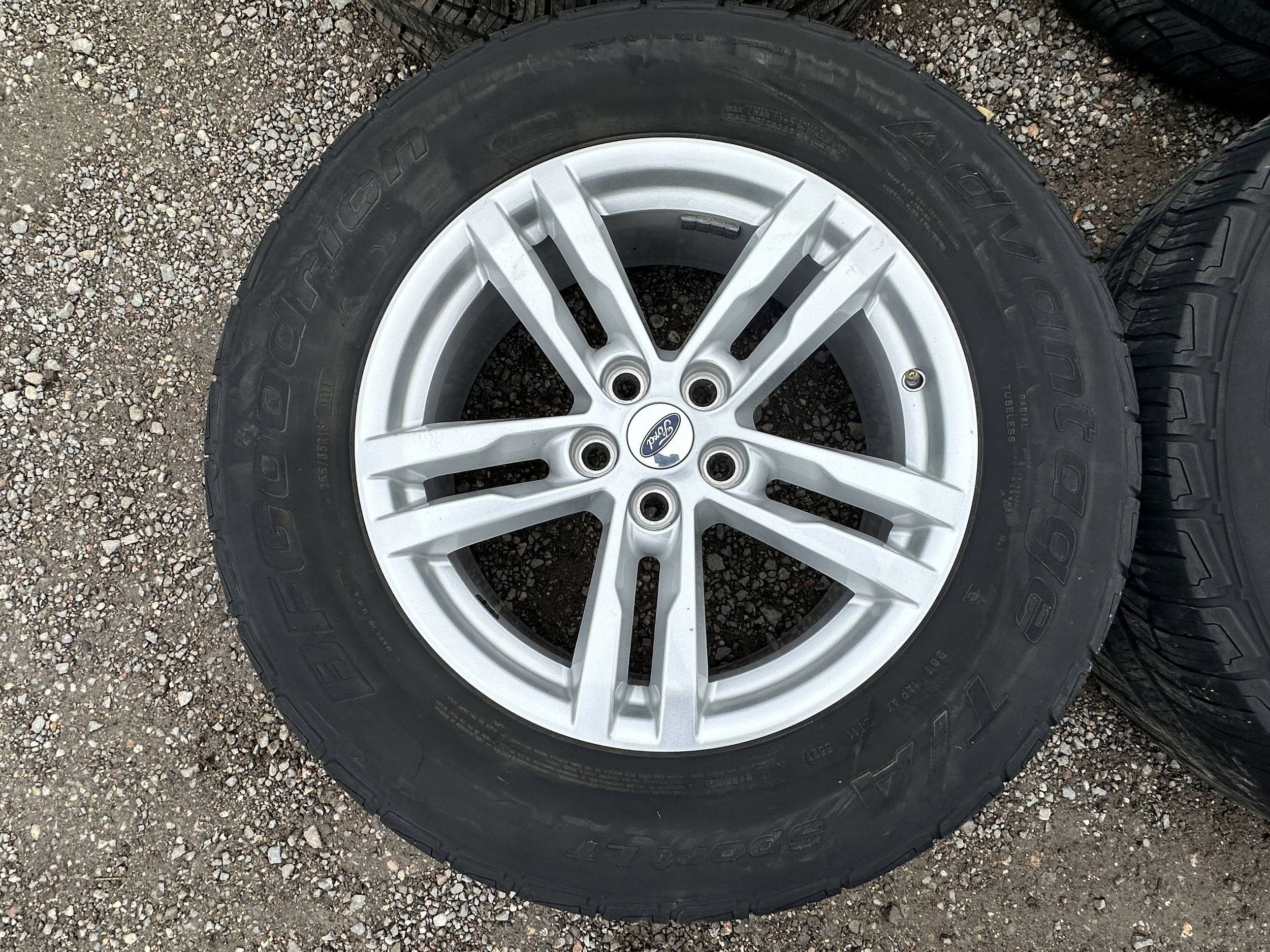 discs disc wheel wheels 255/65R18 18x7.5J Ford Explorer 2020+