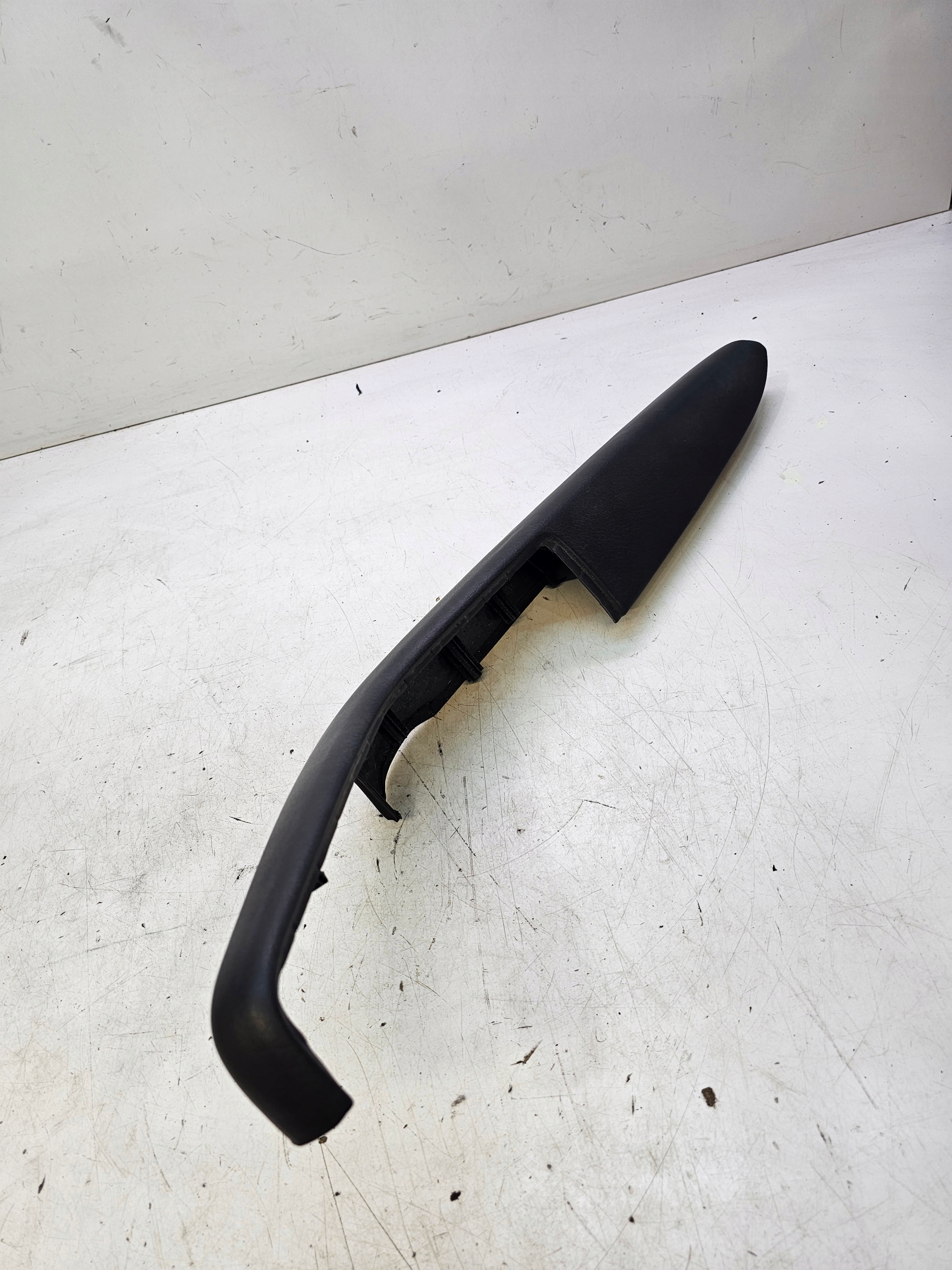 armrest door left front A4 B7 CABRIO 8H0867173