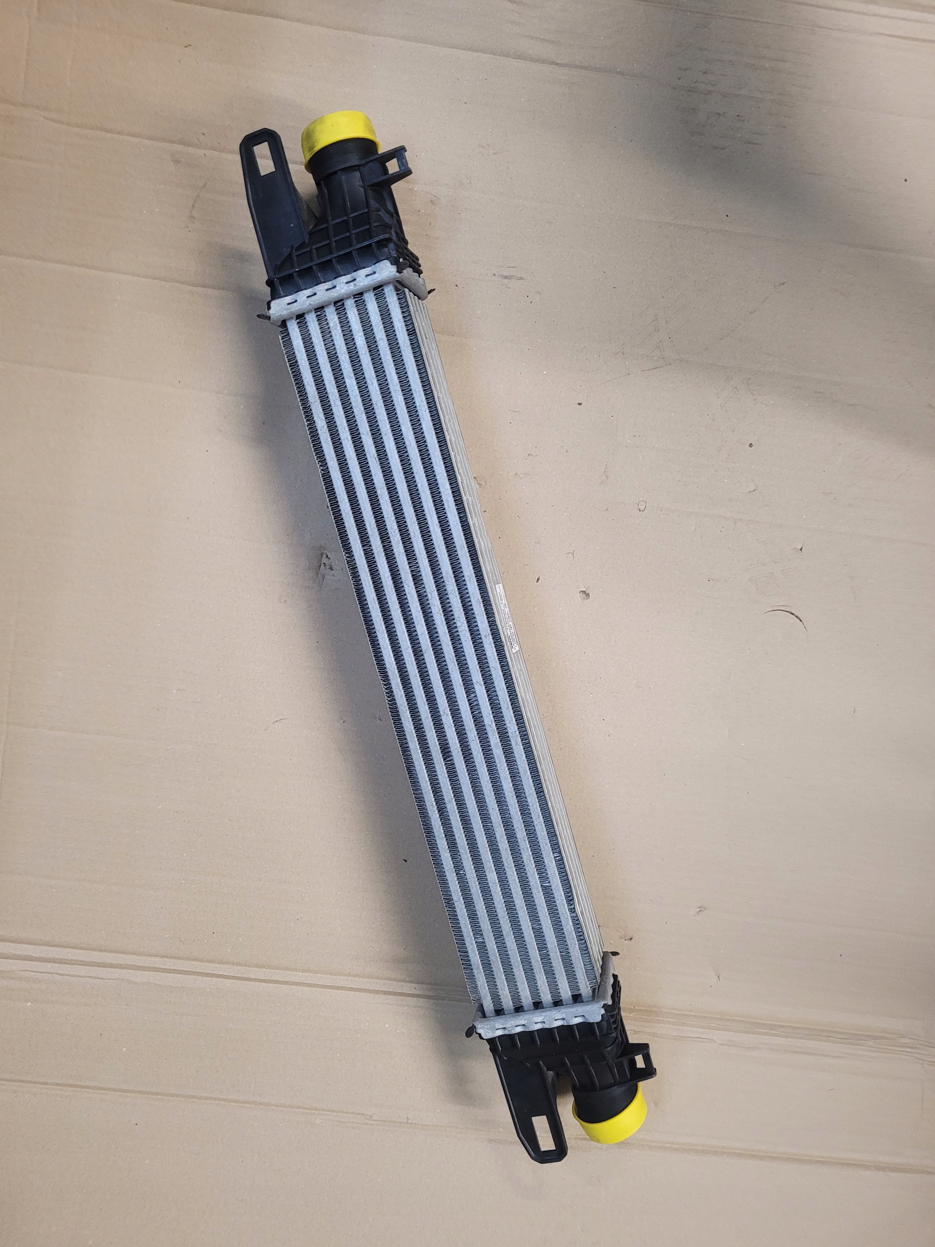 Интеркулер Alfa ROMEO GIULIETTA 50514473 1.4 ТБ