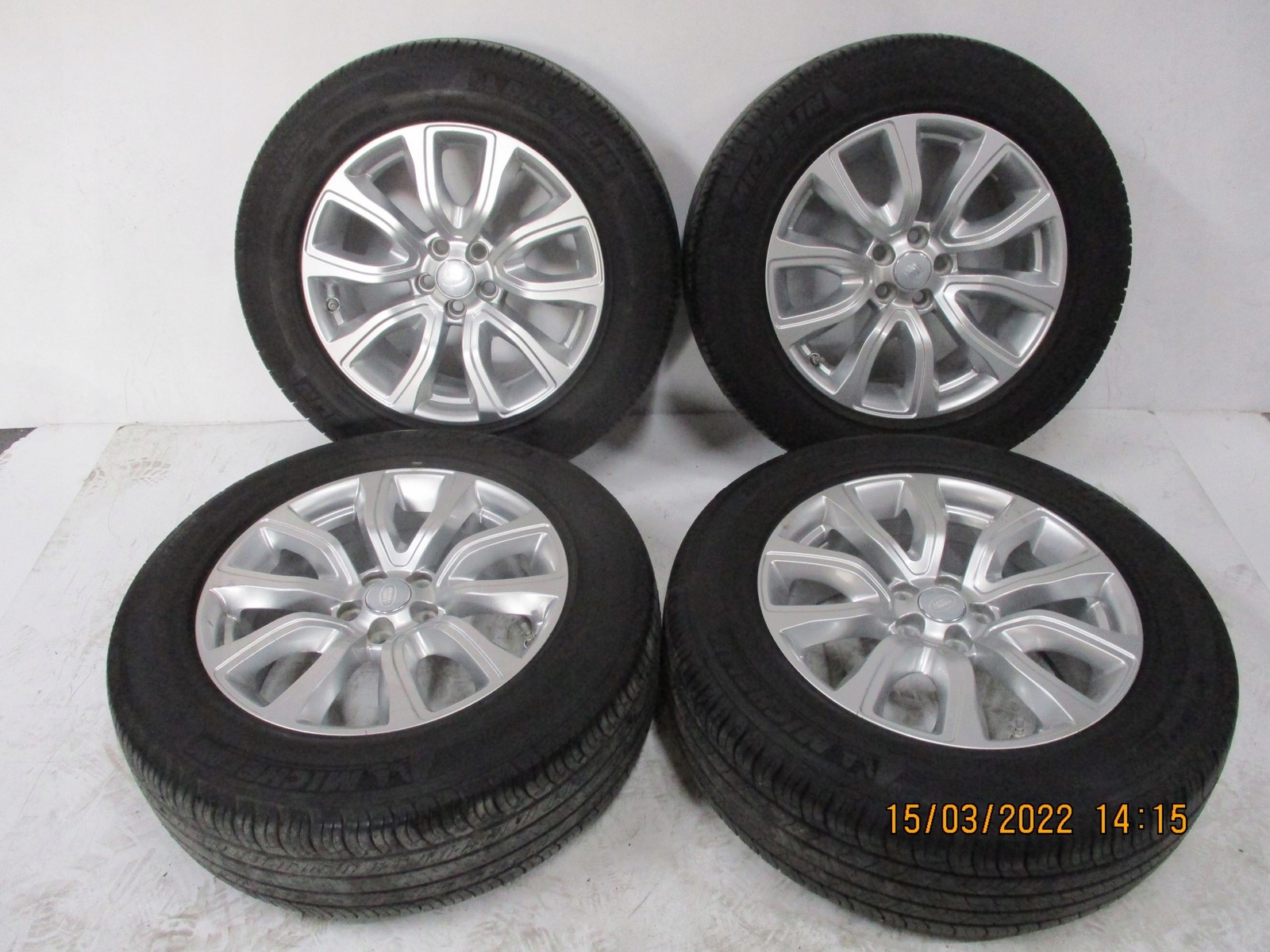 wheels discs tyres Range Rover Evoque R18 6MM