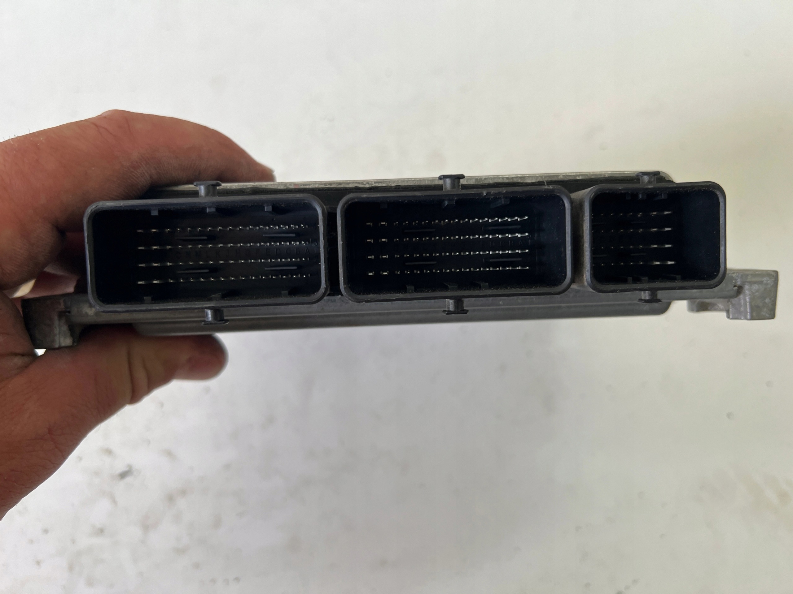 RENAULT MASTER M9T706 A2C13071809 237106117R 237104550S computer ECU