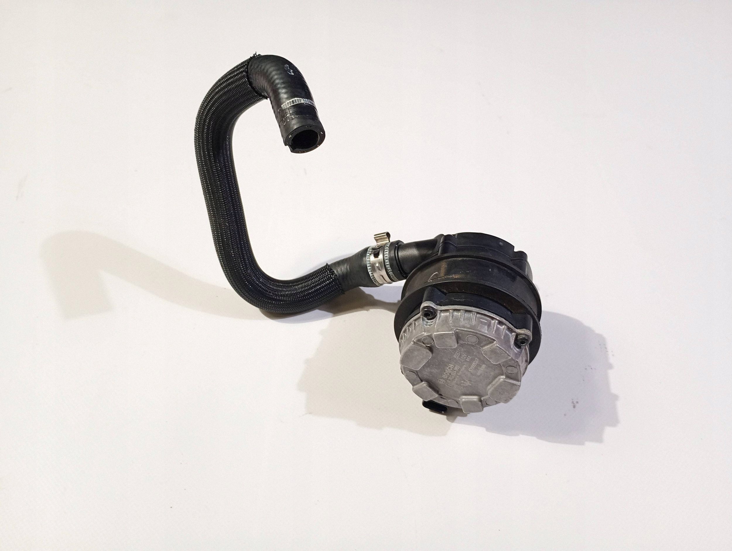 water pump pump cyrkulacji Maserati Levante 2017