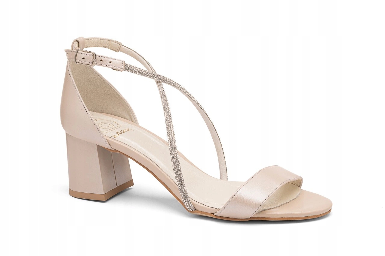 Sandálky nízkého tvaru s ozdobnými proužky béžové Butdam 41