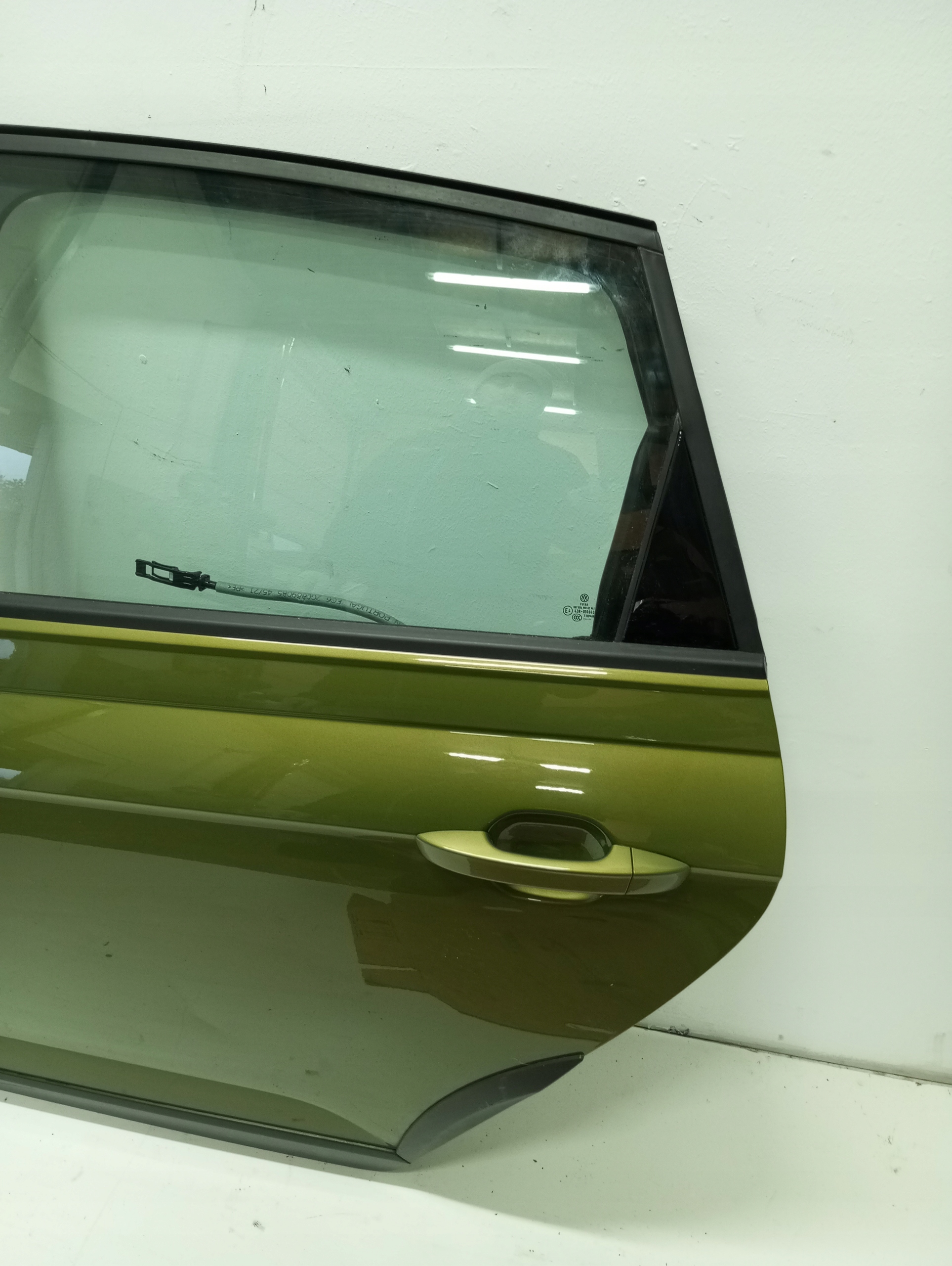 door left rear. VW TAIGO 2G7 21R